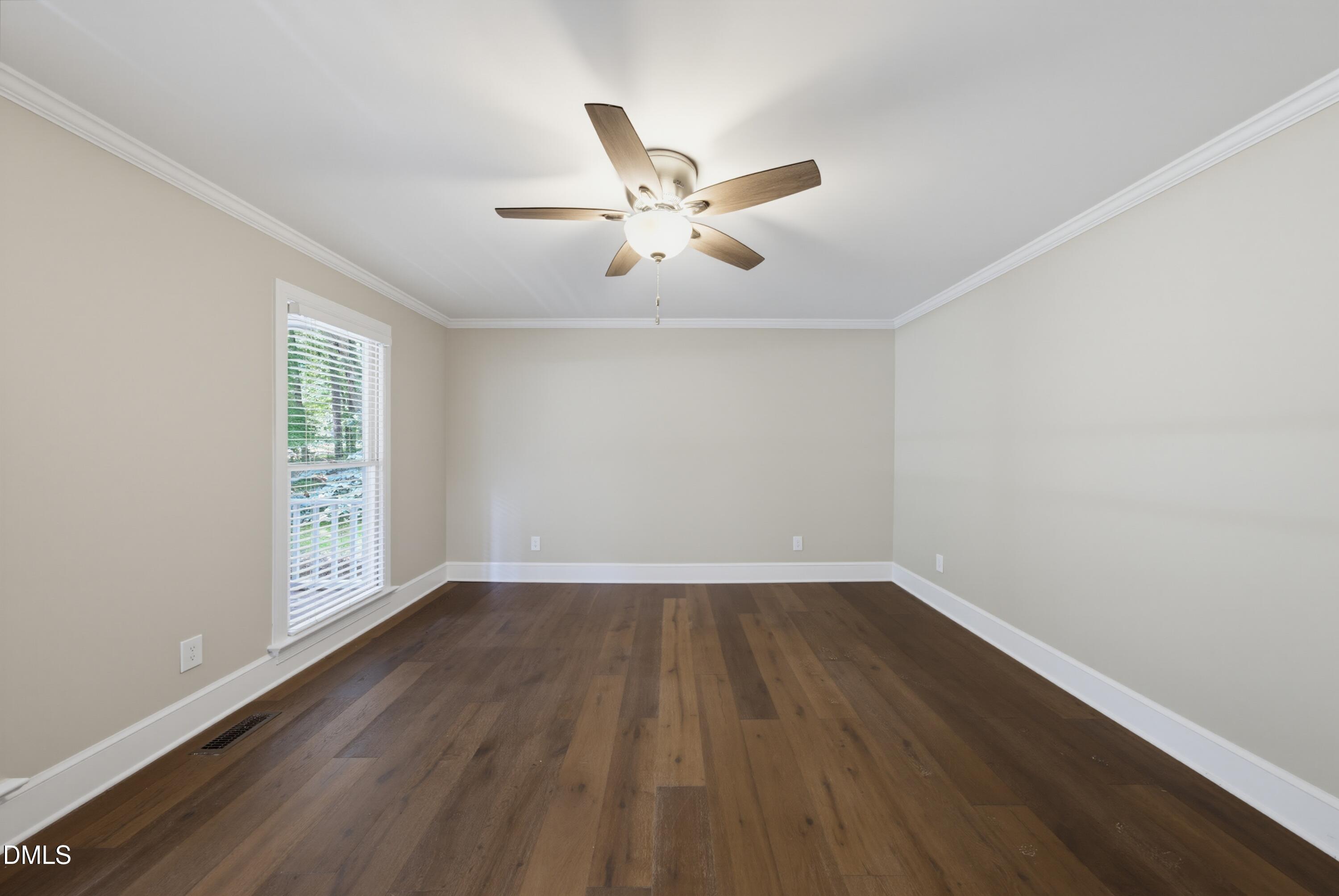 5100 Wood Valley Drive Property Photo 8