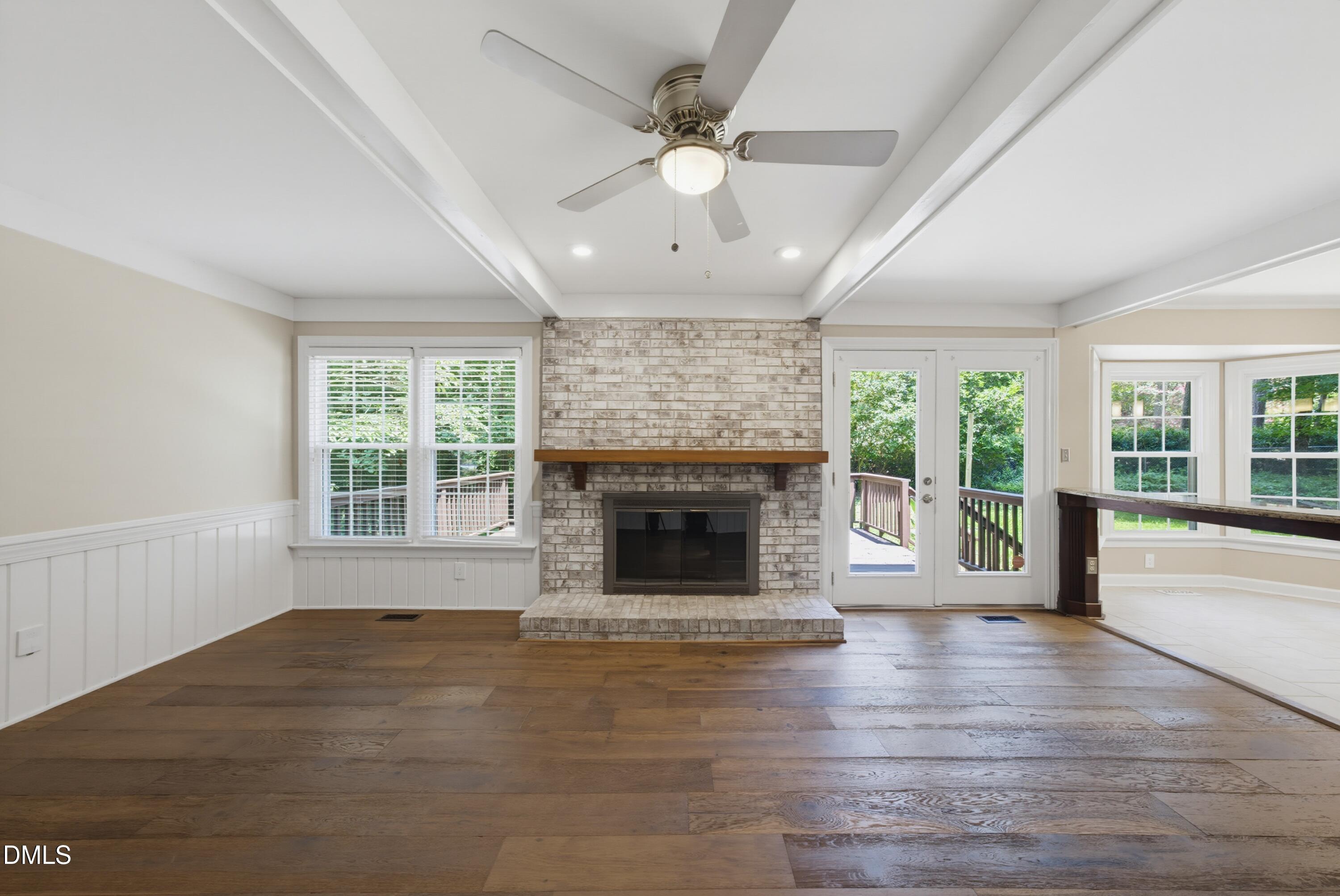 5100 Wood Valley Drive Property Photo 13