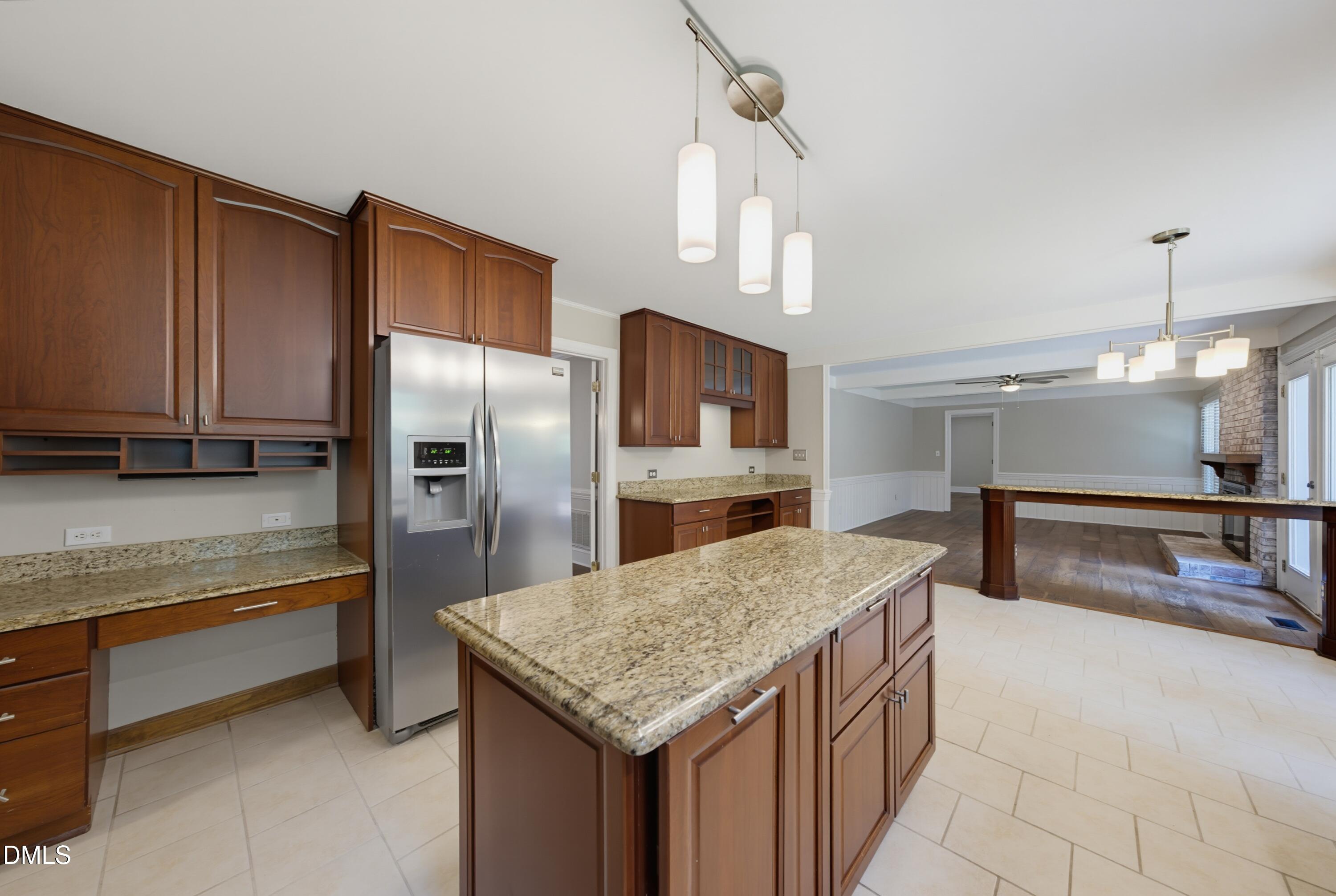5100 Wood Valley Drive Property Photo 18