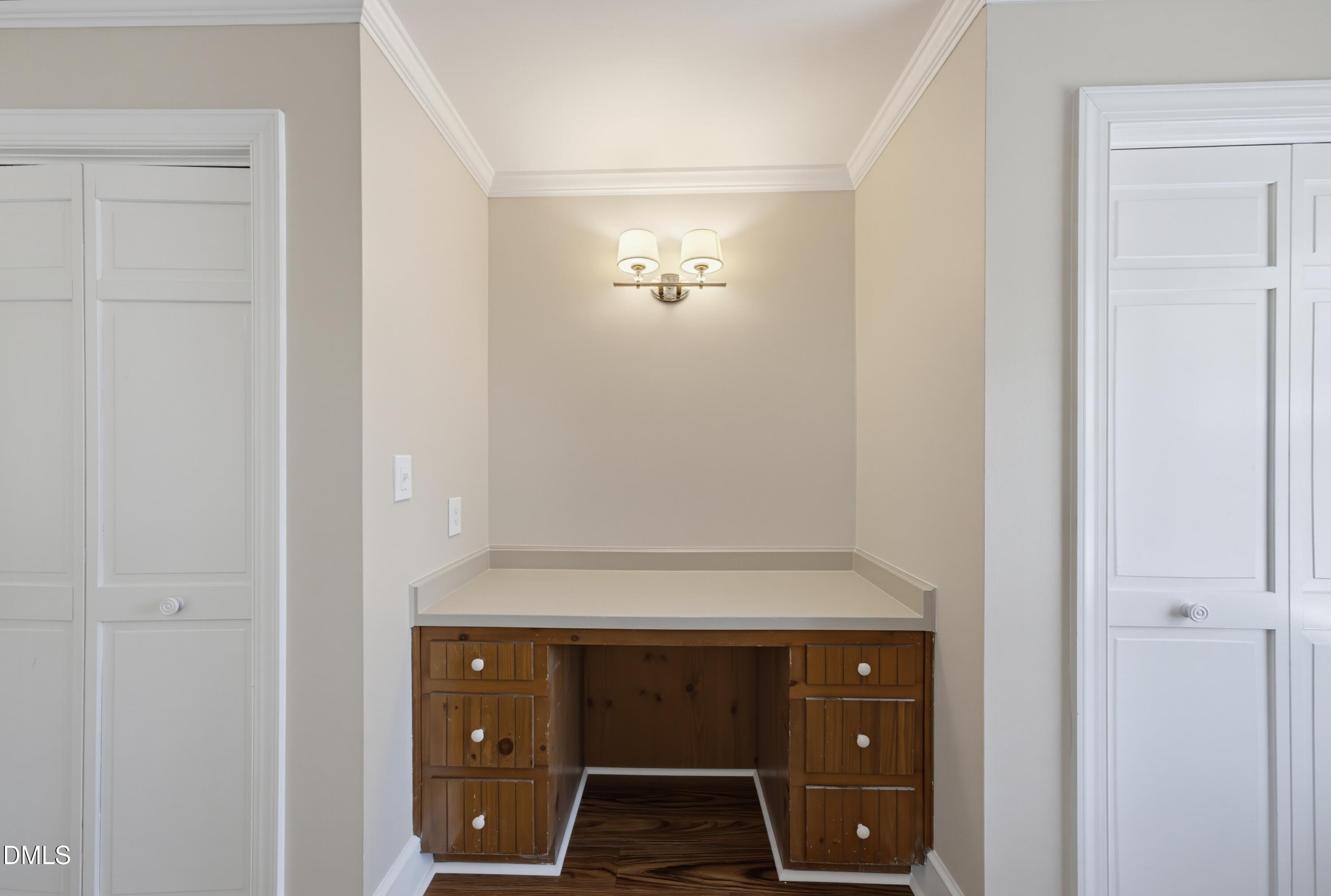 5100 Wood Valley Drive Property Photo 29