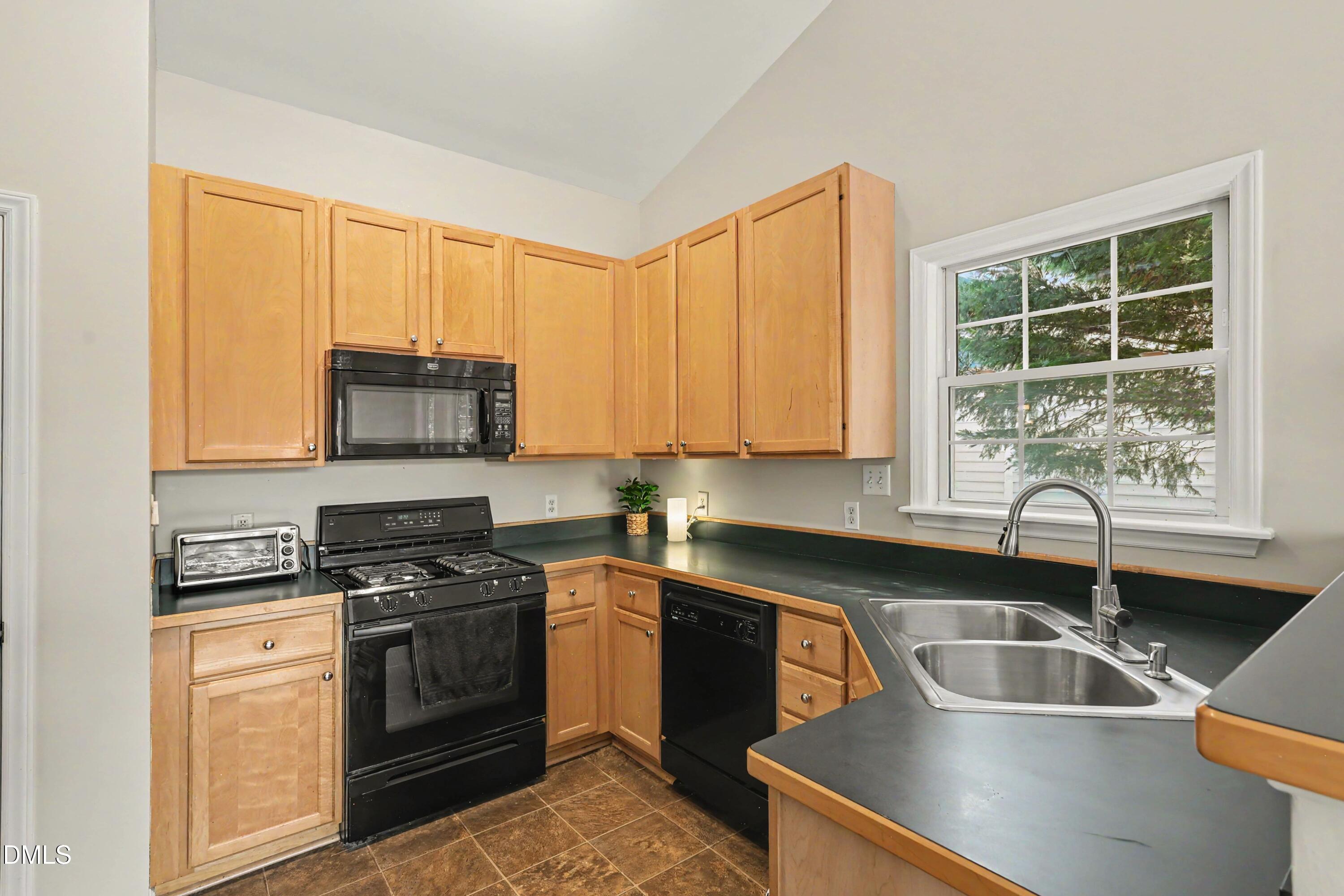 301 Averroe Drive Property Photo 8