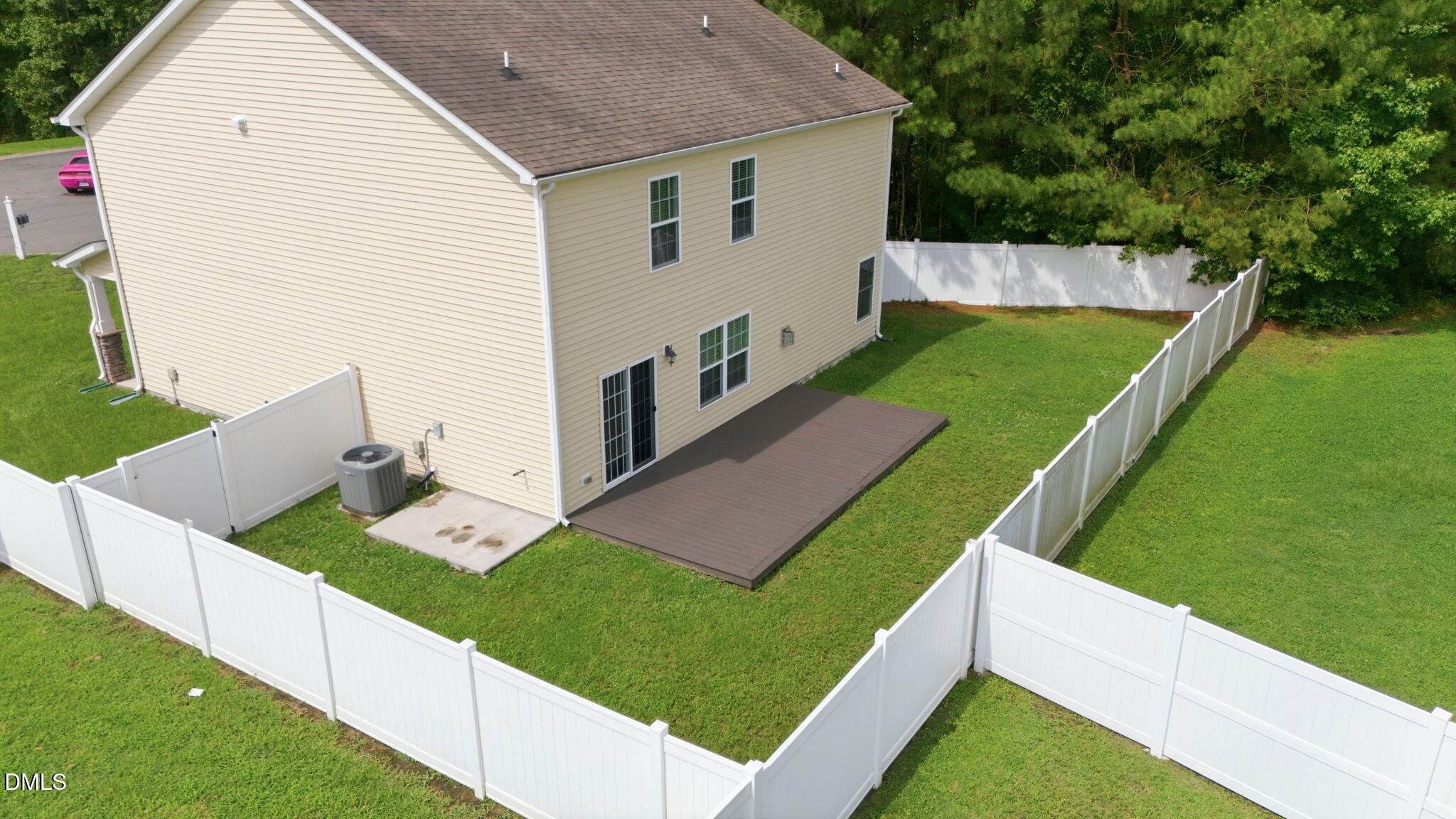 5016 Gailardia Drive Property Photo 27
