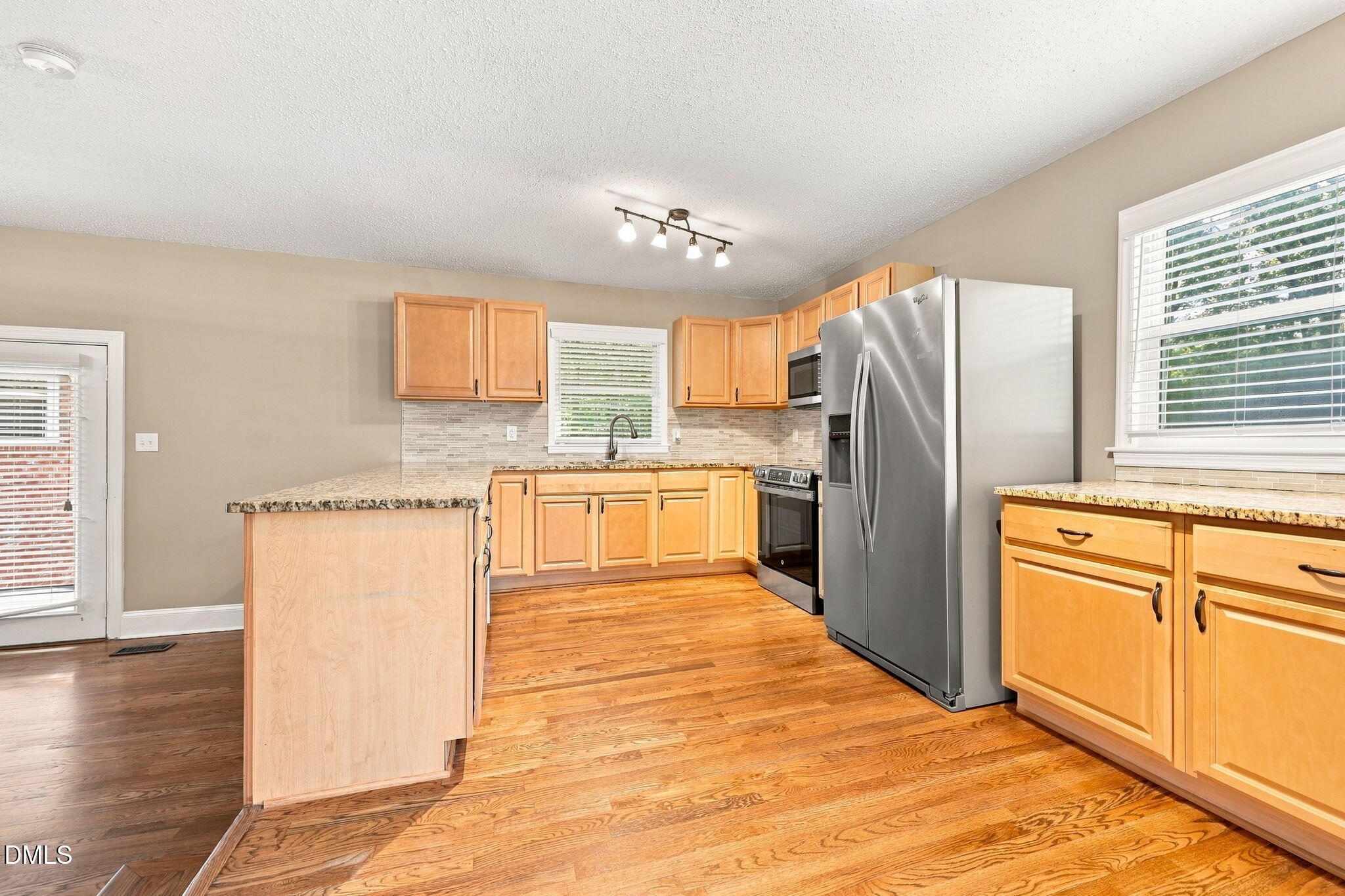 706 Crestview Drive Property Photo 13