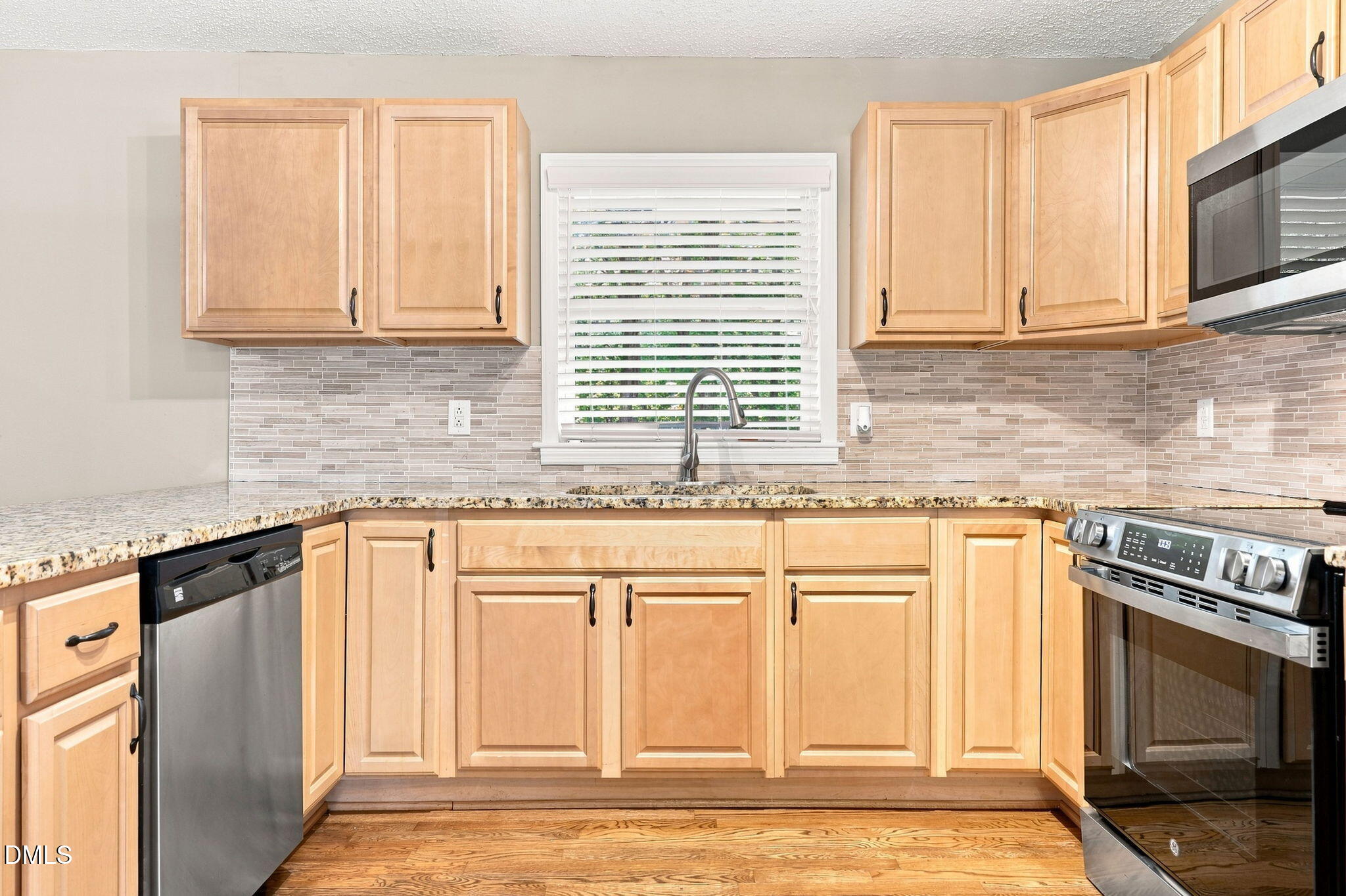 706 Crestview Drive Property Photo 14