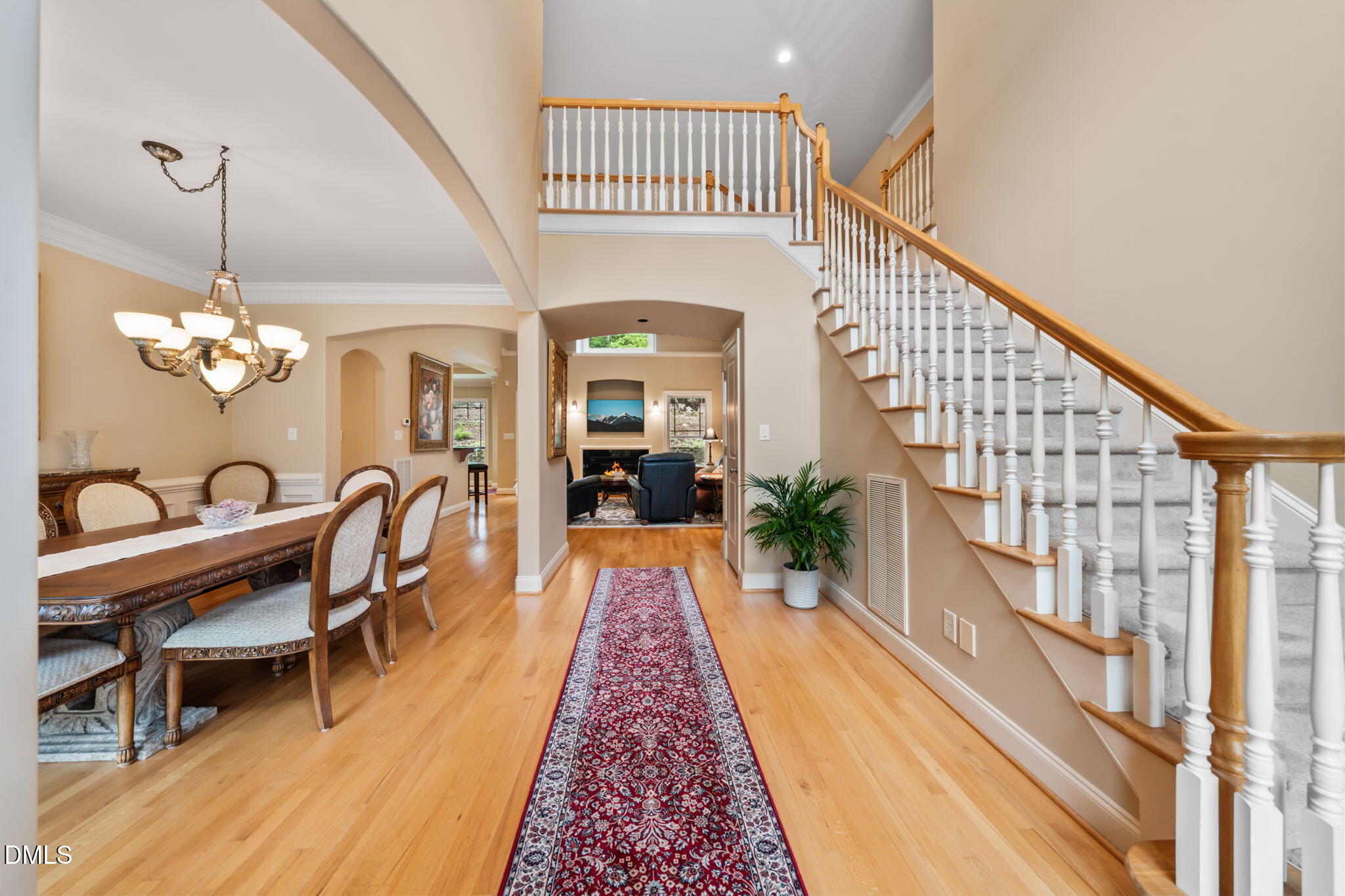 8113 Last Oak Court Property Photo 6