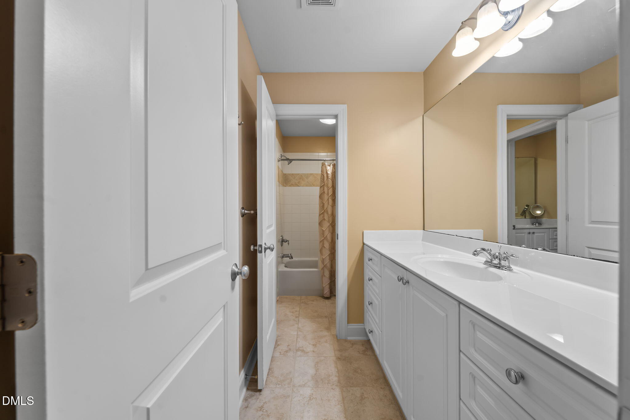 8113 Last Oak Court Property Photo 34