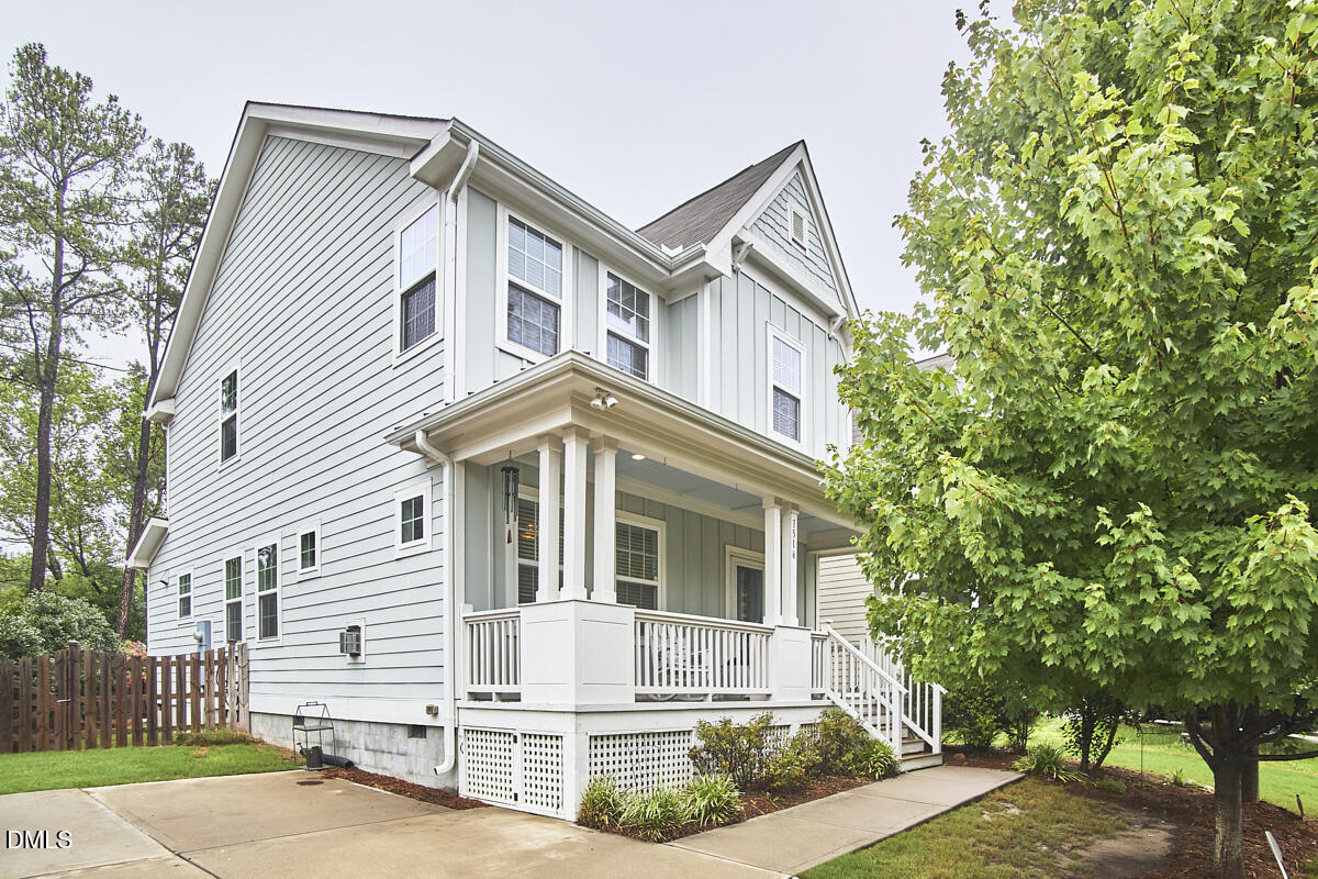 1516 S Roxboro Street Property Photo 1