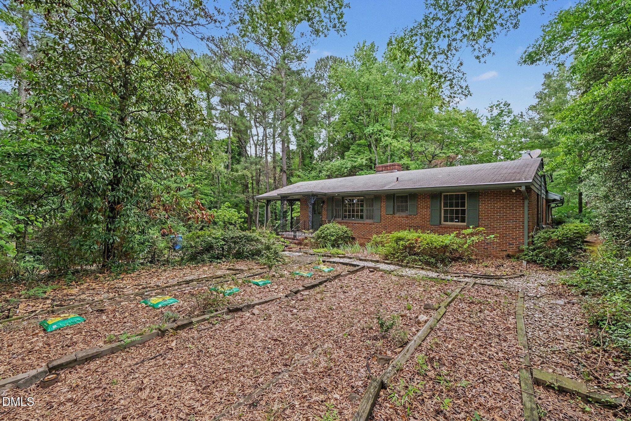 1819 Athens Avenue Property Photo 2