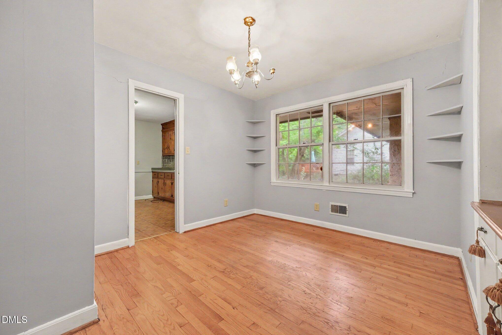 1819 Athens Avenue Property Photo 14