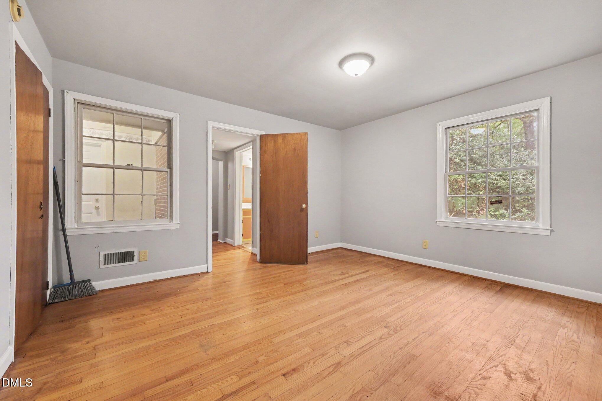 1819 Athens Avenue Property Photo 18