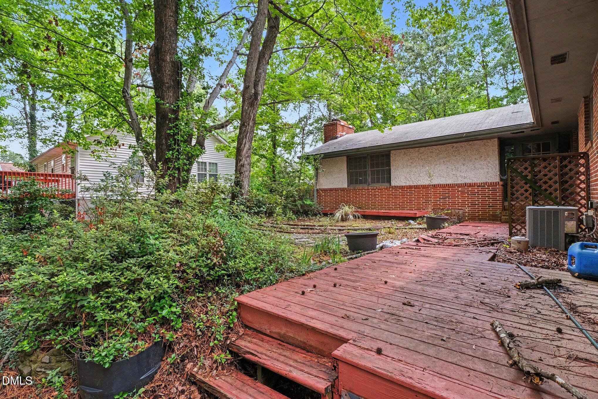 1819 Athens Avenue Property Photo 25
