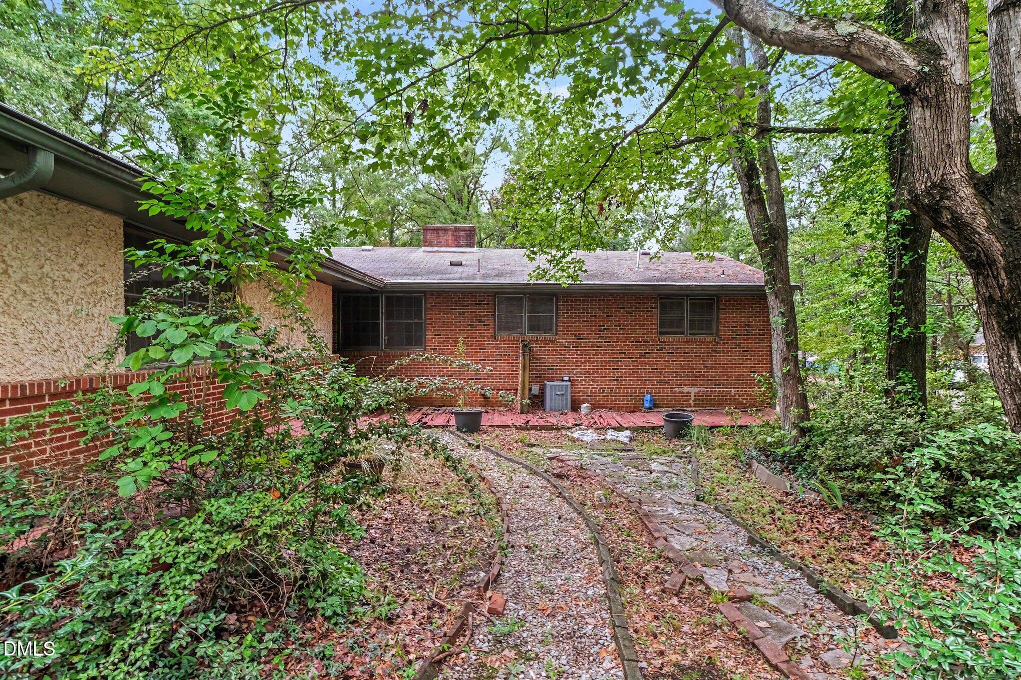 1819 Athens Avenue Property Photo 26