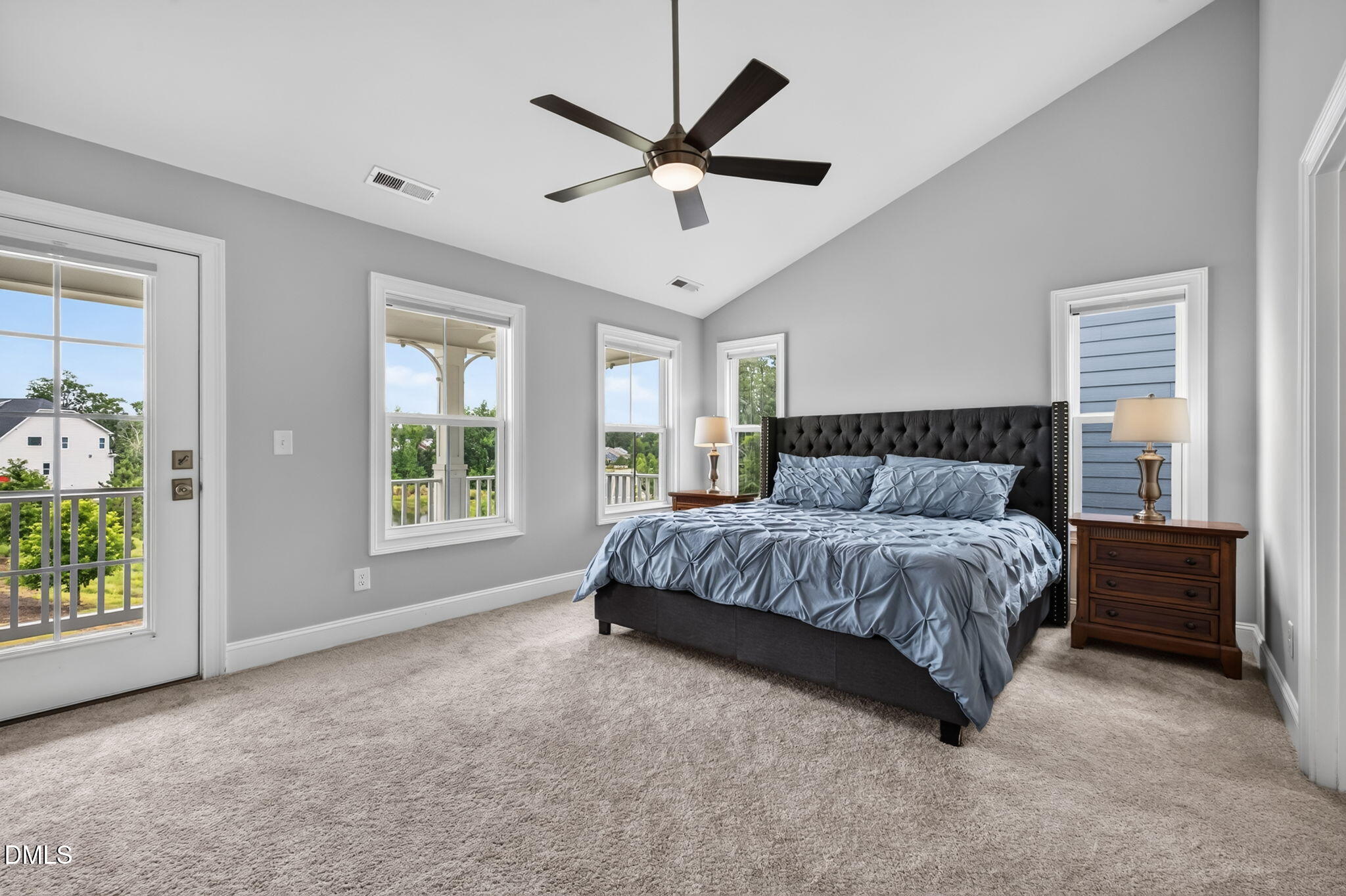 1276 Gloriosa Street Property Photo 19