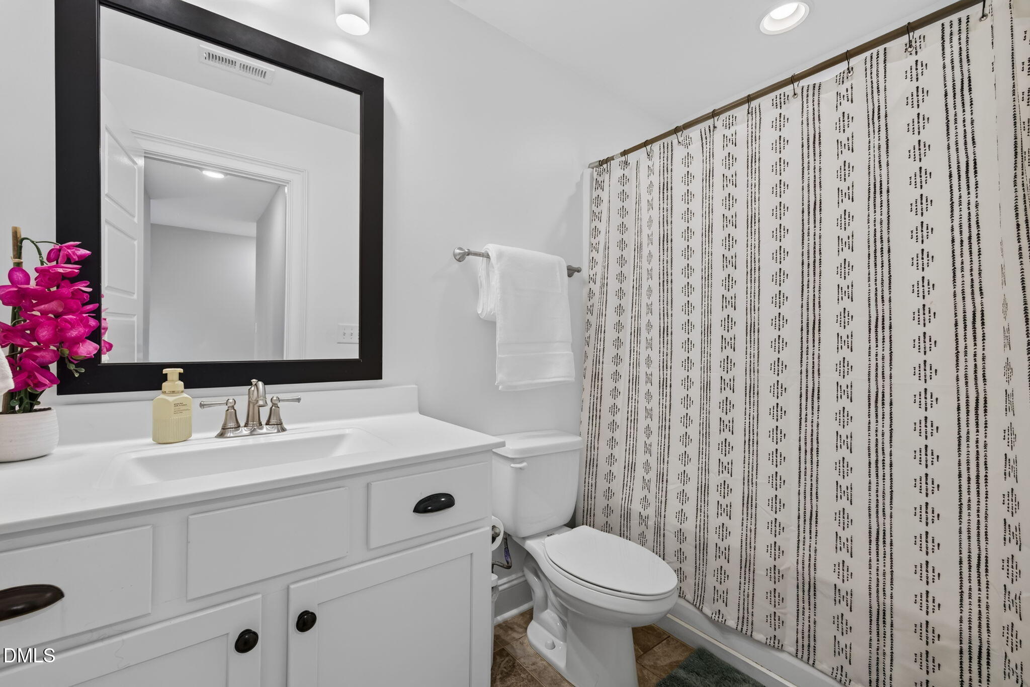 1276 Gloriosa Street Property Photo 28