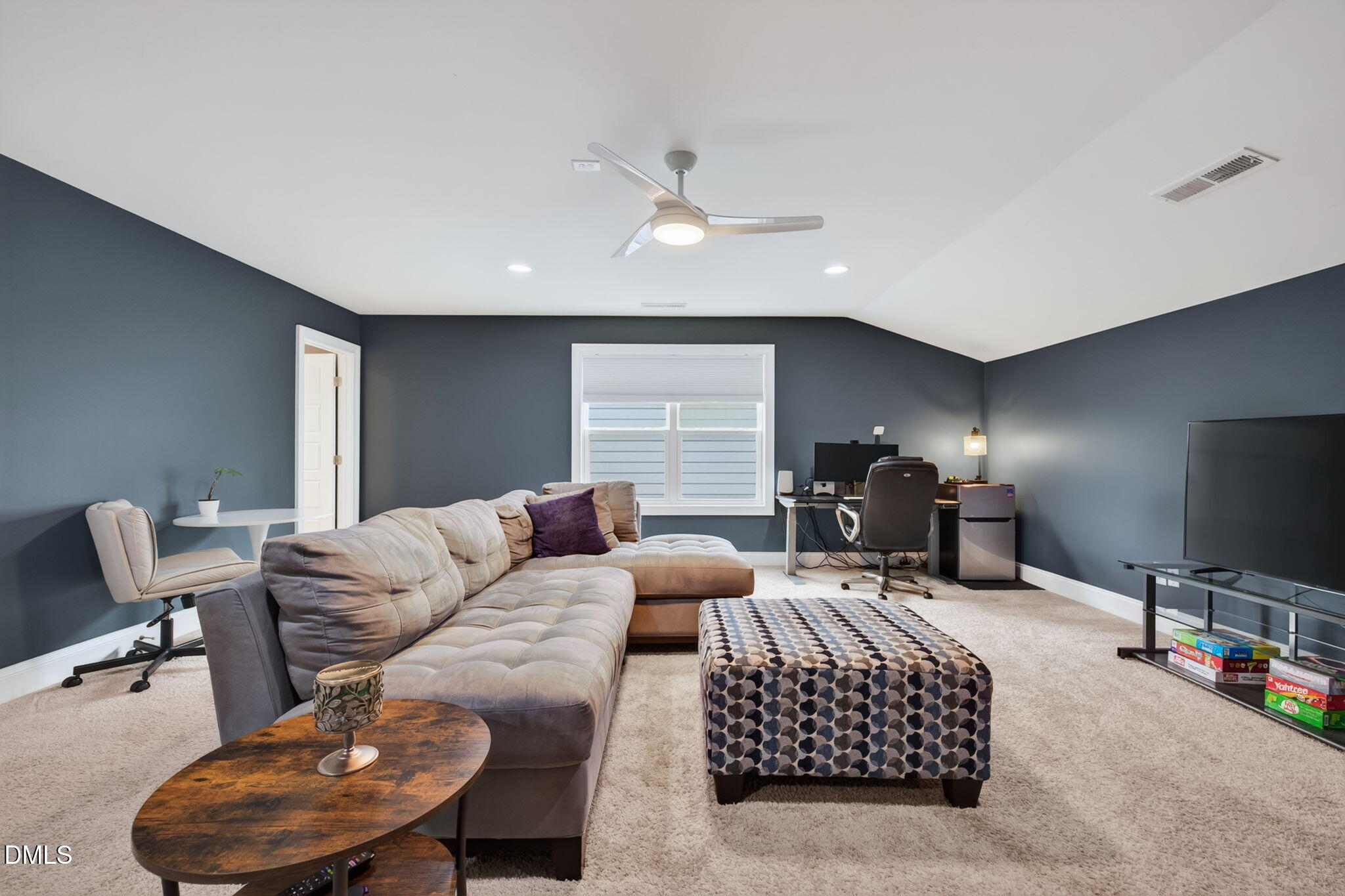 1276 Gloriosa Street Property Photo 33