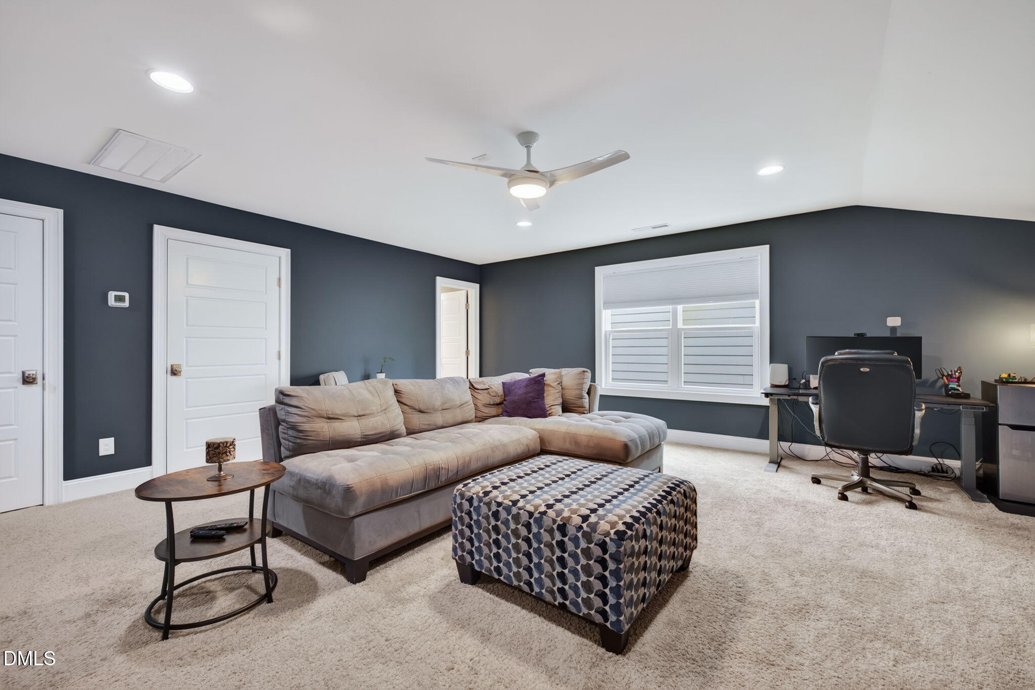 1276 Gloriosa Street Property Photo 34
