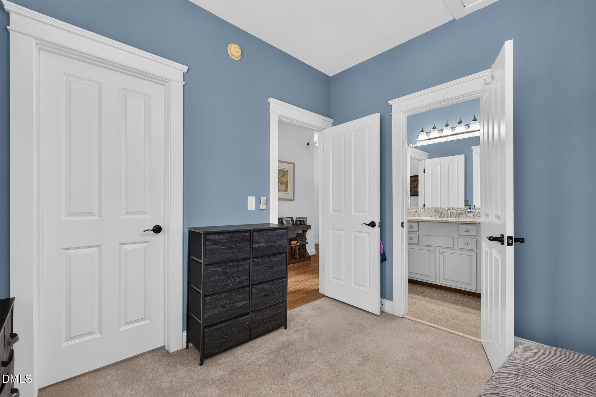 114 Naperville Drive Property Photo 28