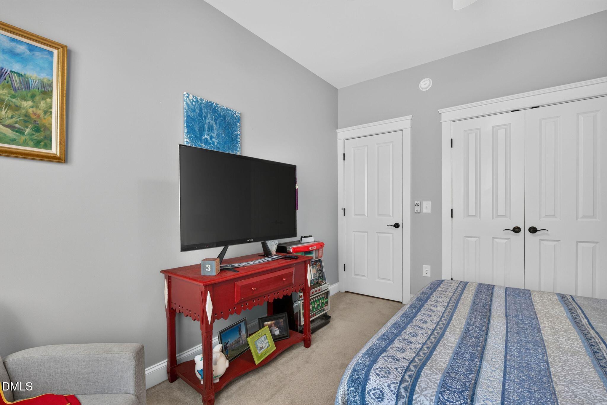 114 Naperville Drive Property Photo 32