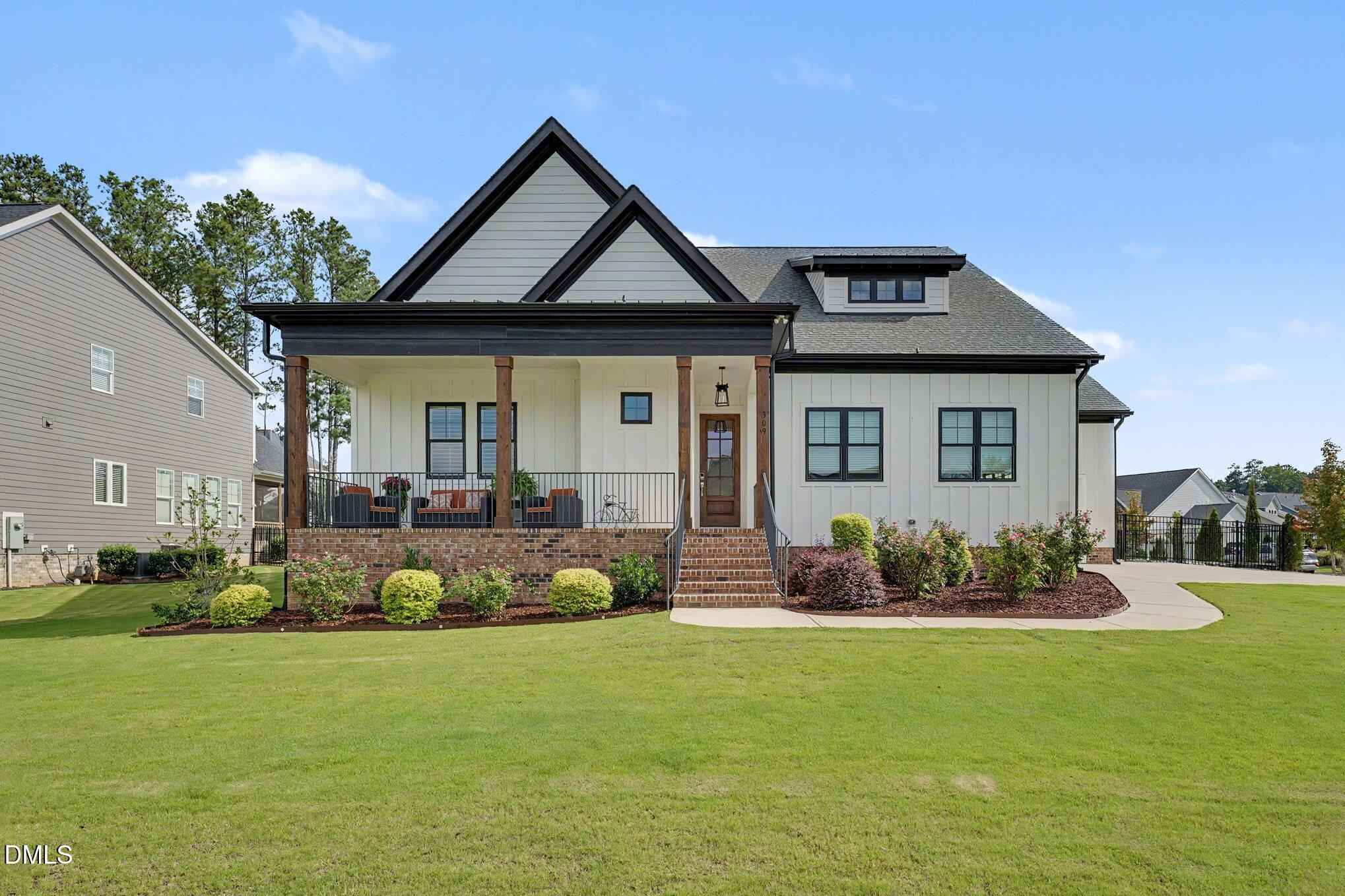 309 Silent Cove Lane Property Photo 1