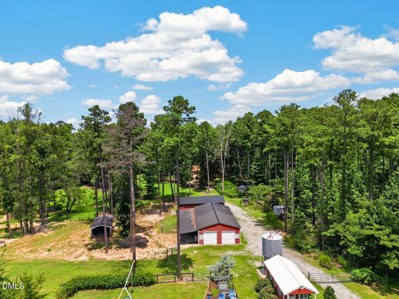 2570 Tarheel Road Property Photo 1