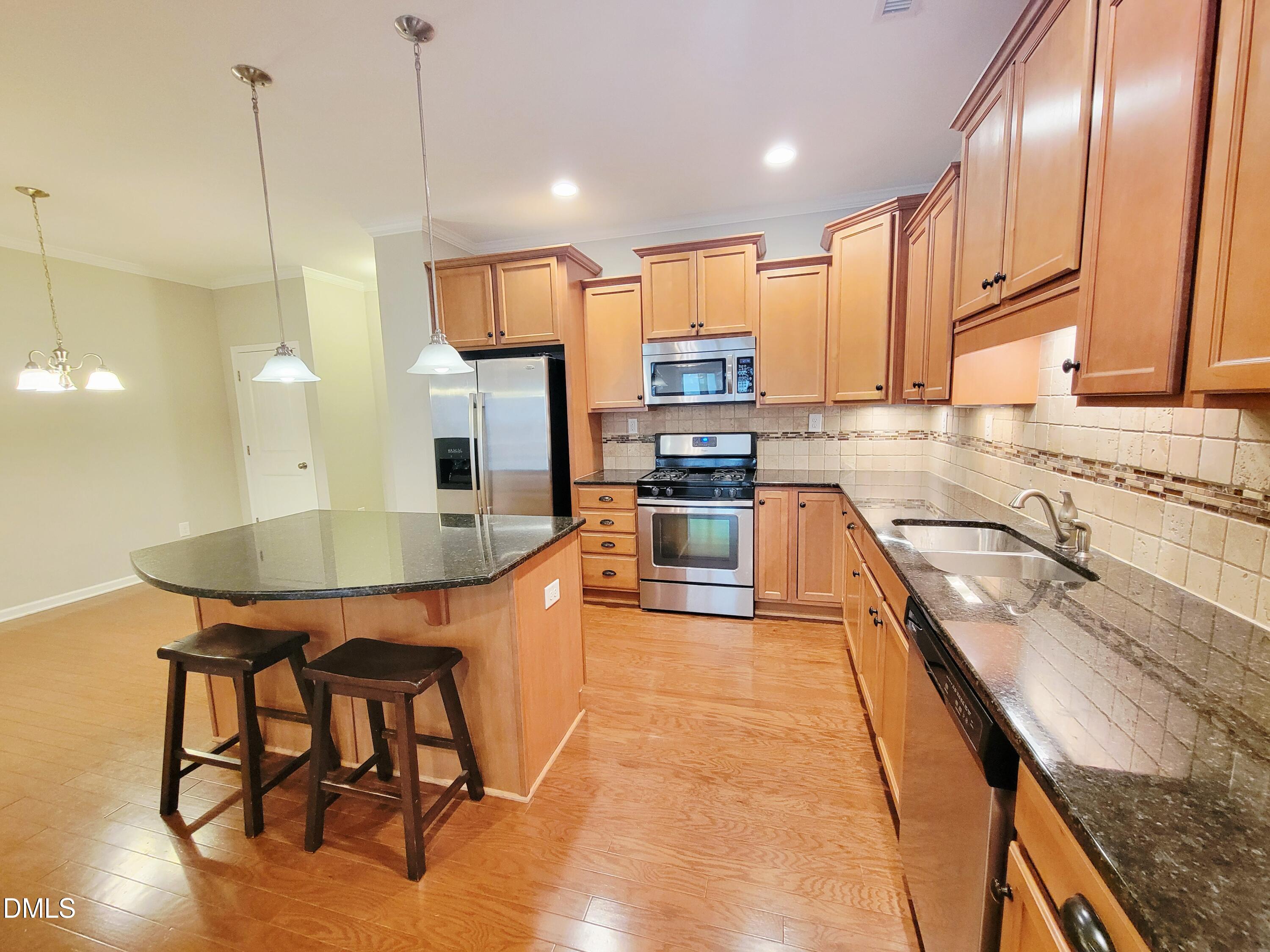 2425 Swans Rest Way Property Photo 10