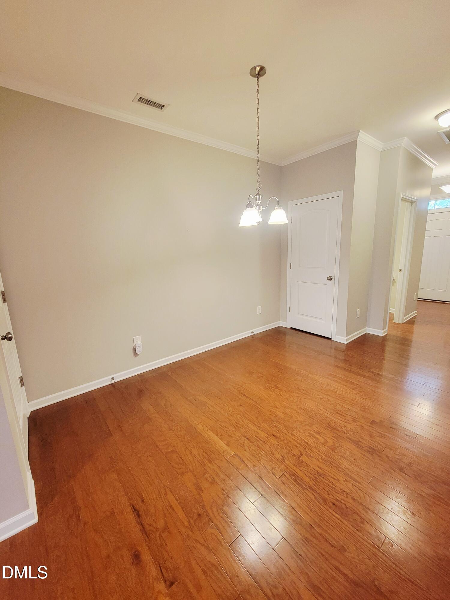 2425 Swans Rest Way Property Photo 12