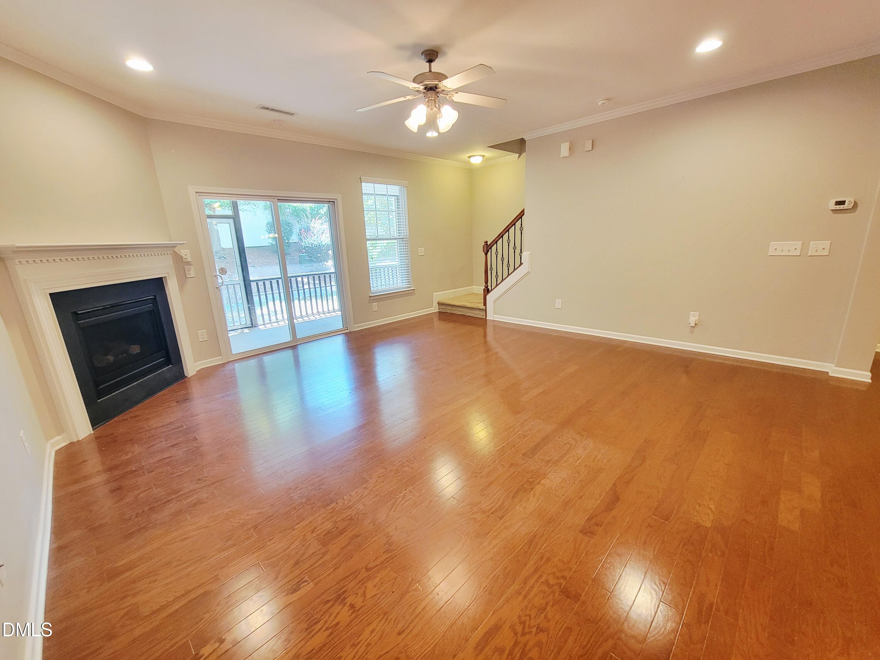2425 Swans Rest Way Property Photo 17