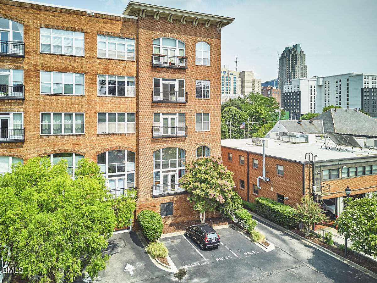 200 S Dawson Street 310 Property Photo 34