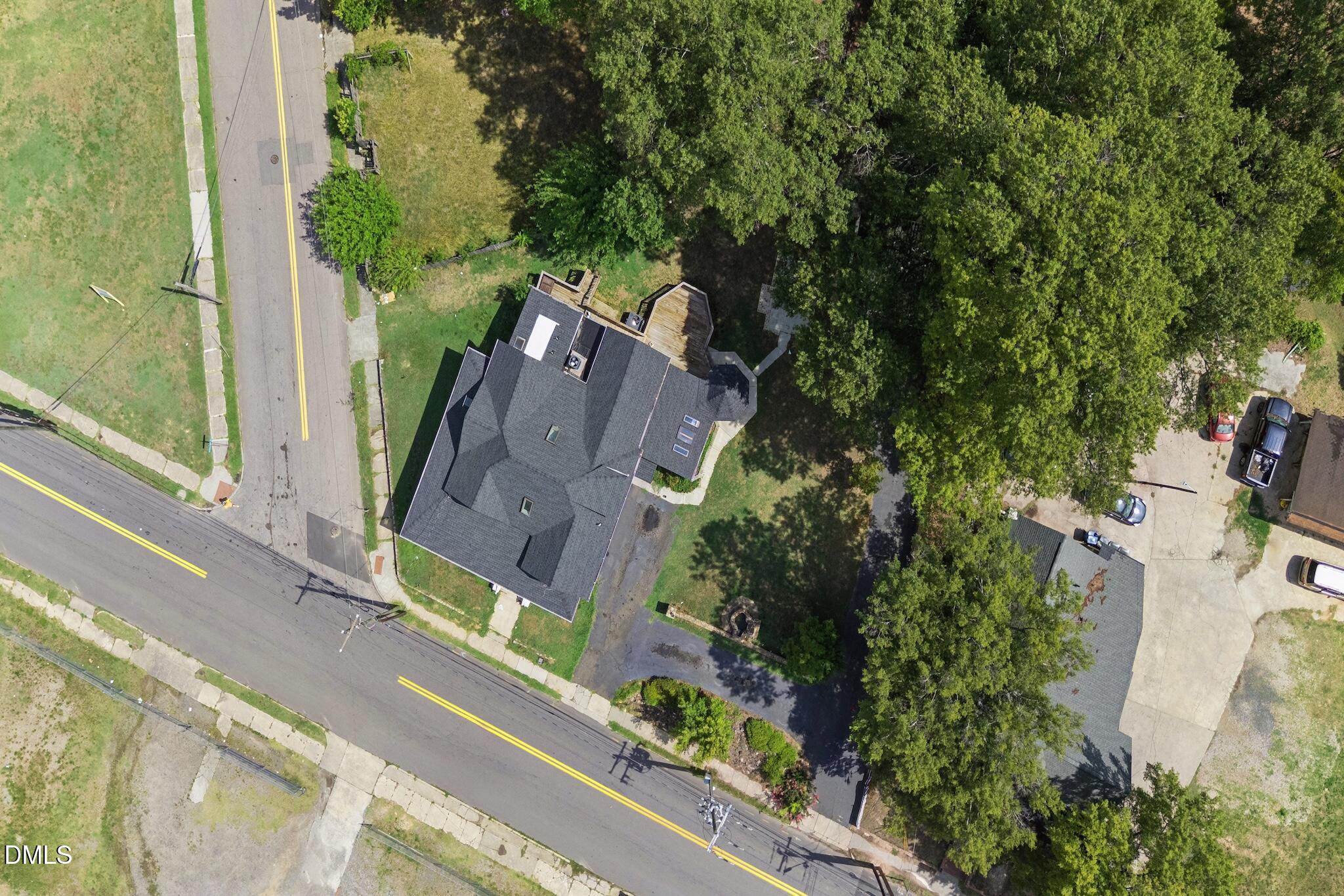 1801 Angier Avenue Property Photo 7