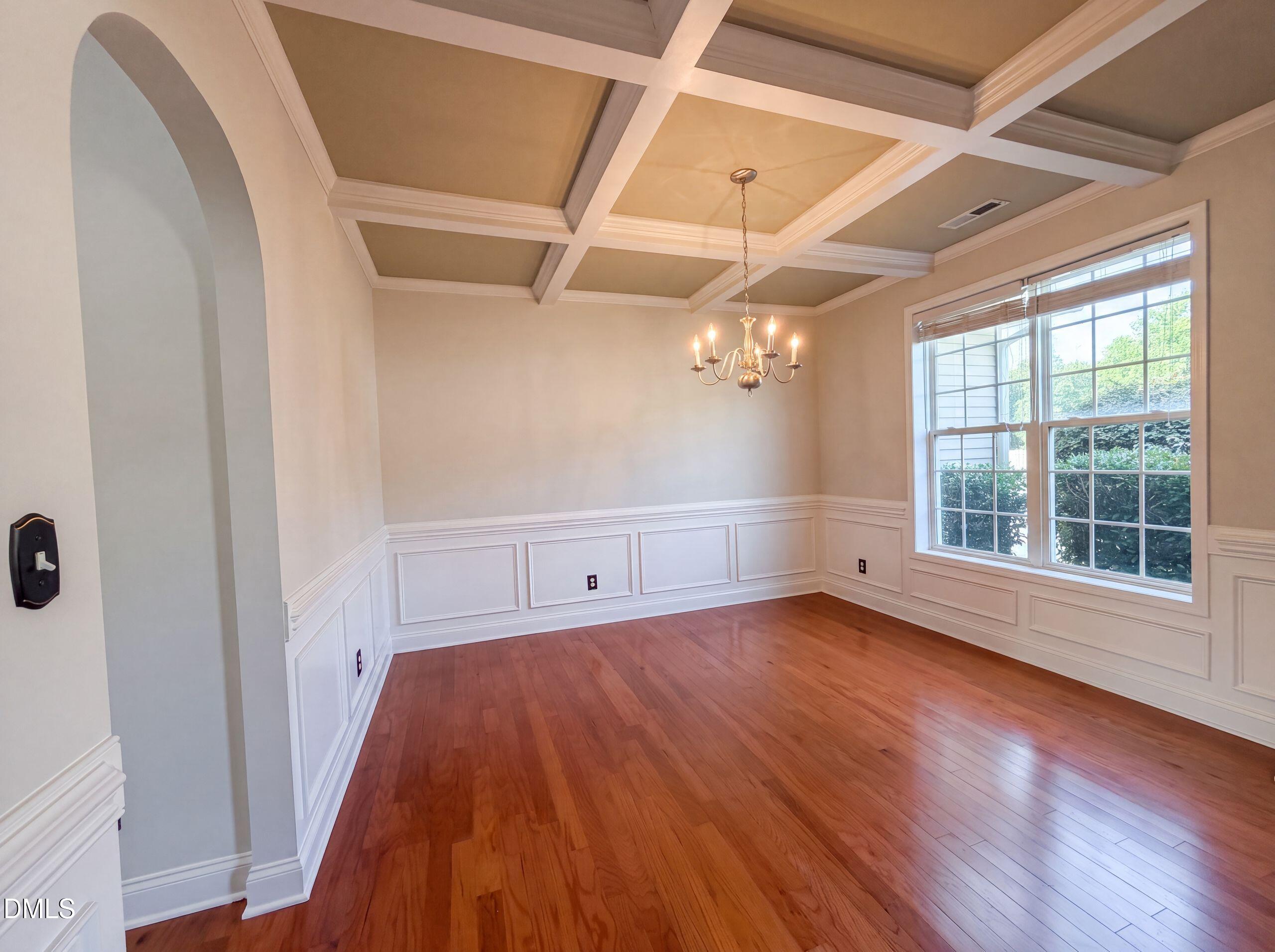 940 Pecan Grove Loop Property Photo 8