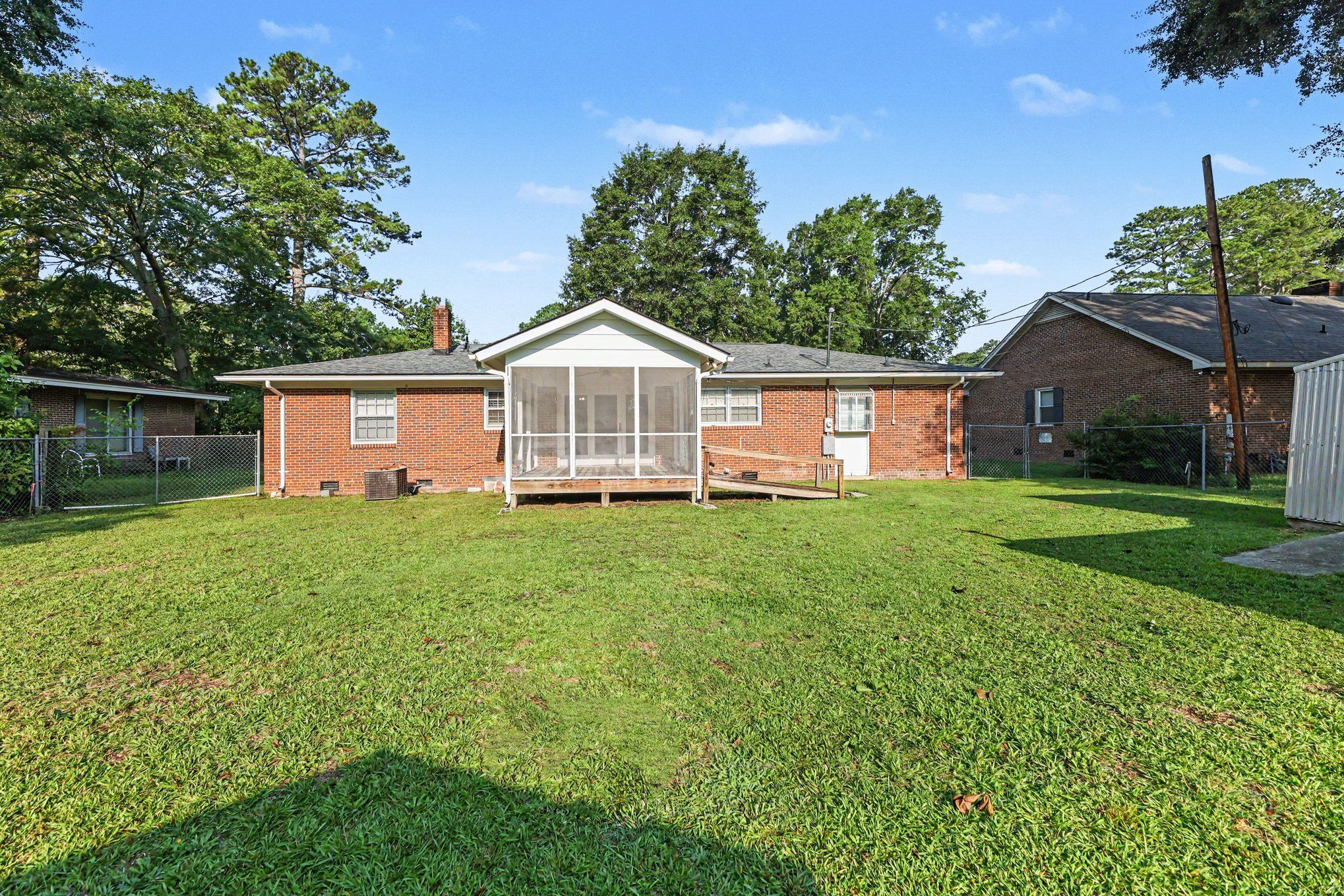 504 E Griswold Street Property Photo 15