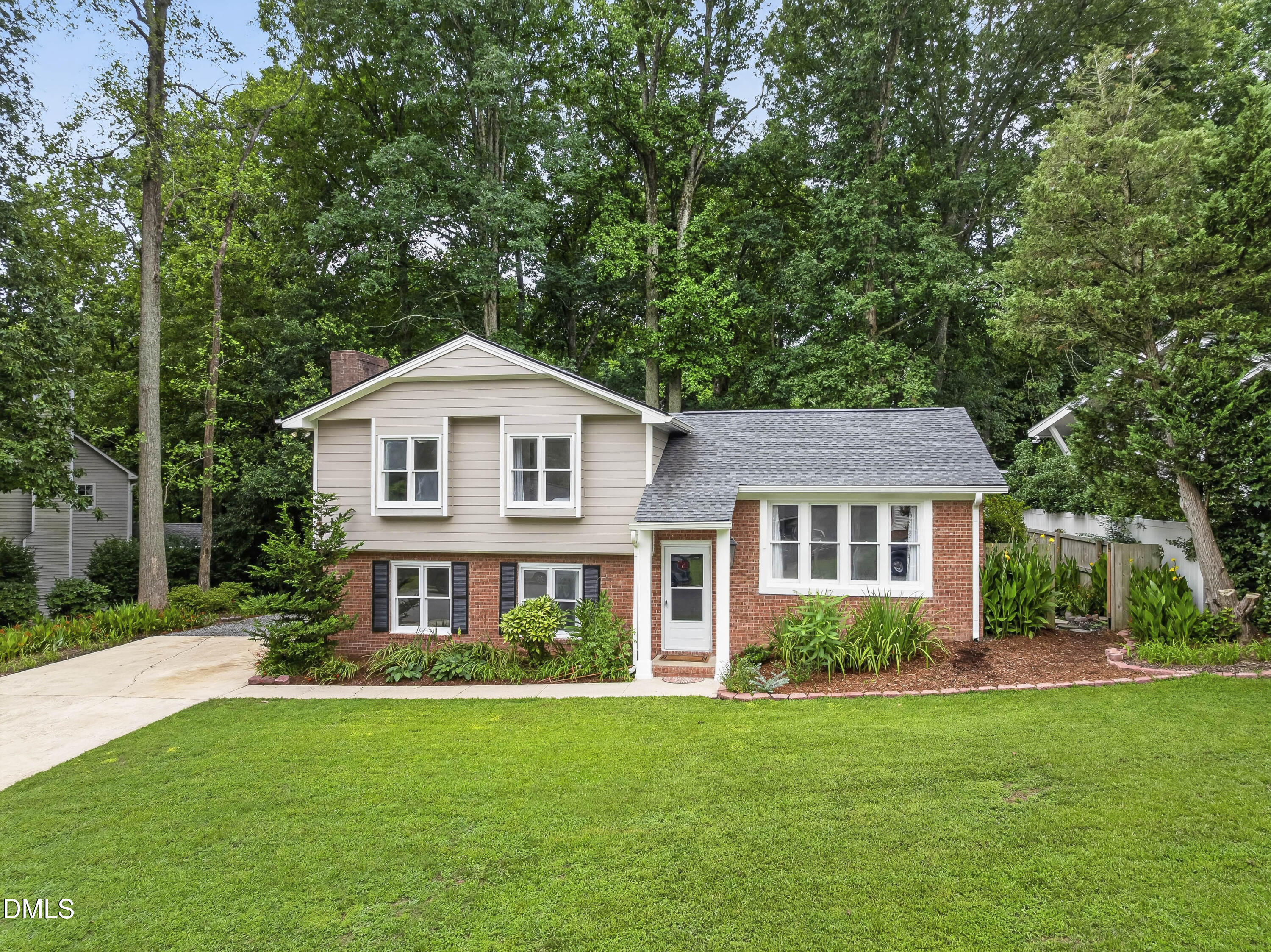 812 Pinewood Drive