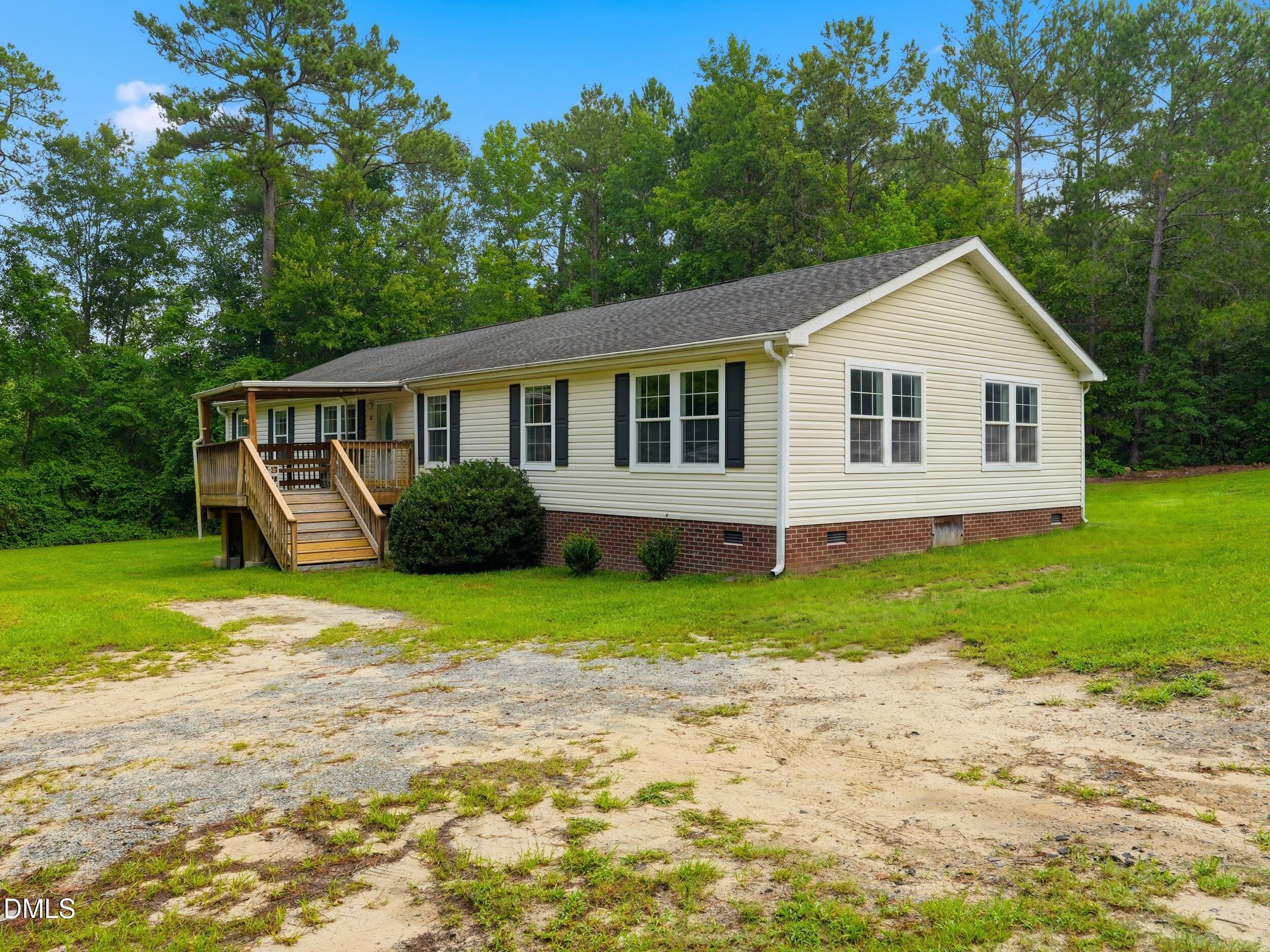 62 Sylvan Lane Property Photo 4