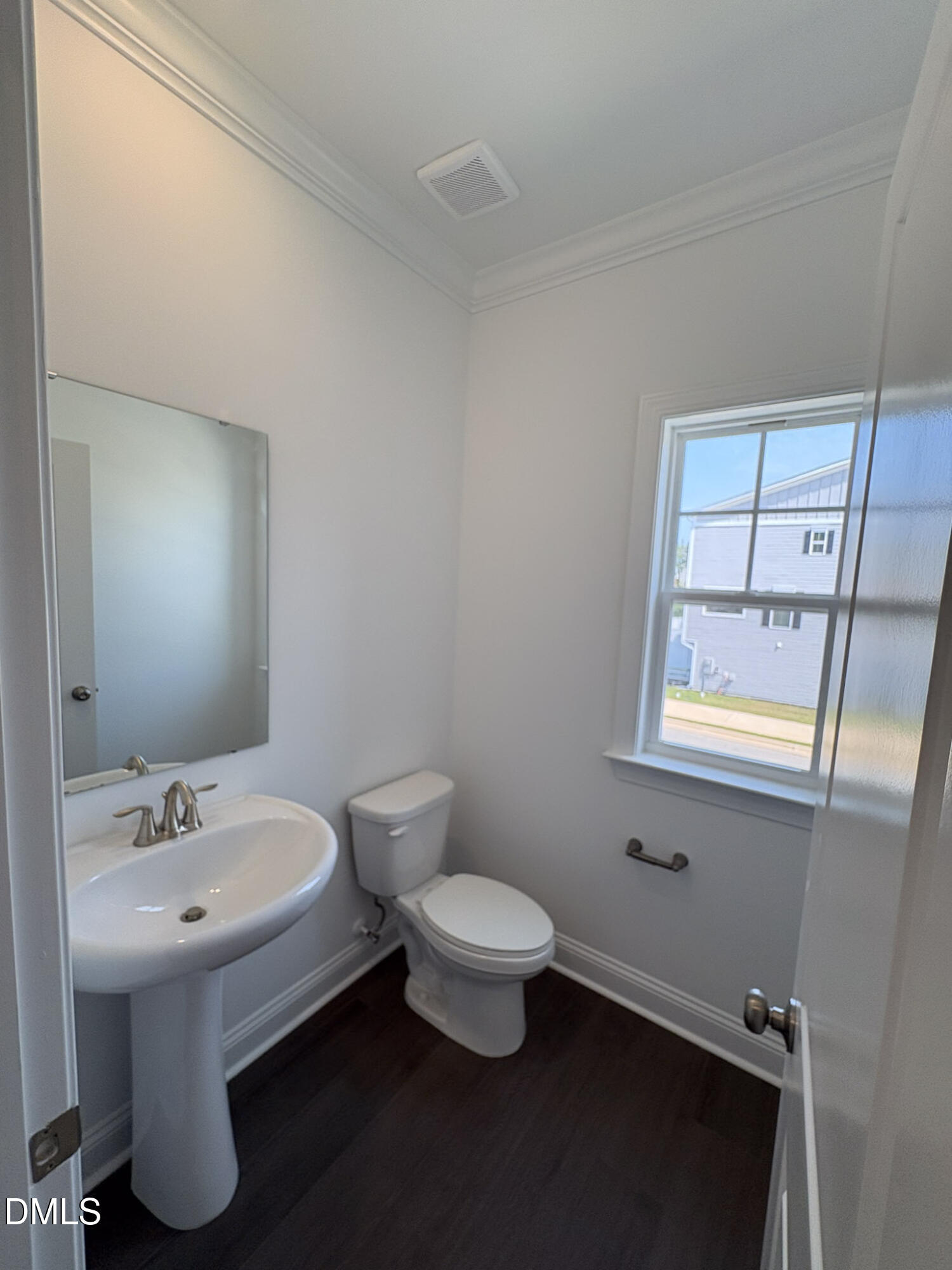 2867 Foster Woods Drive Property Photo 16