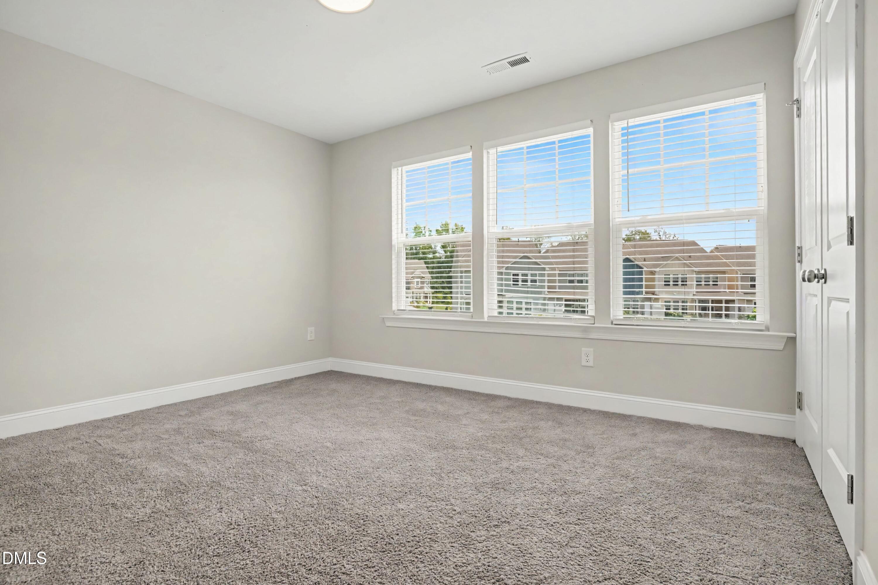 104 Cressida Wds Drive Property Photo 16