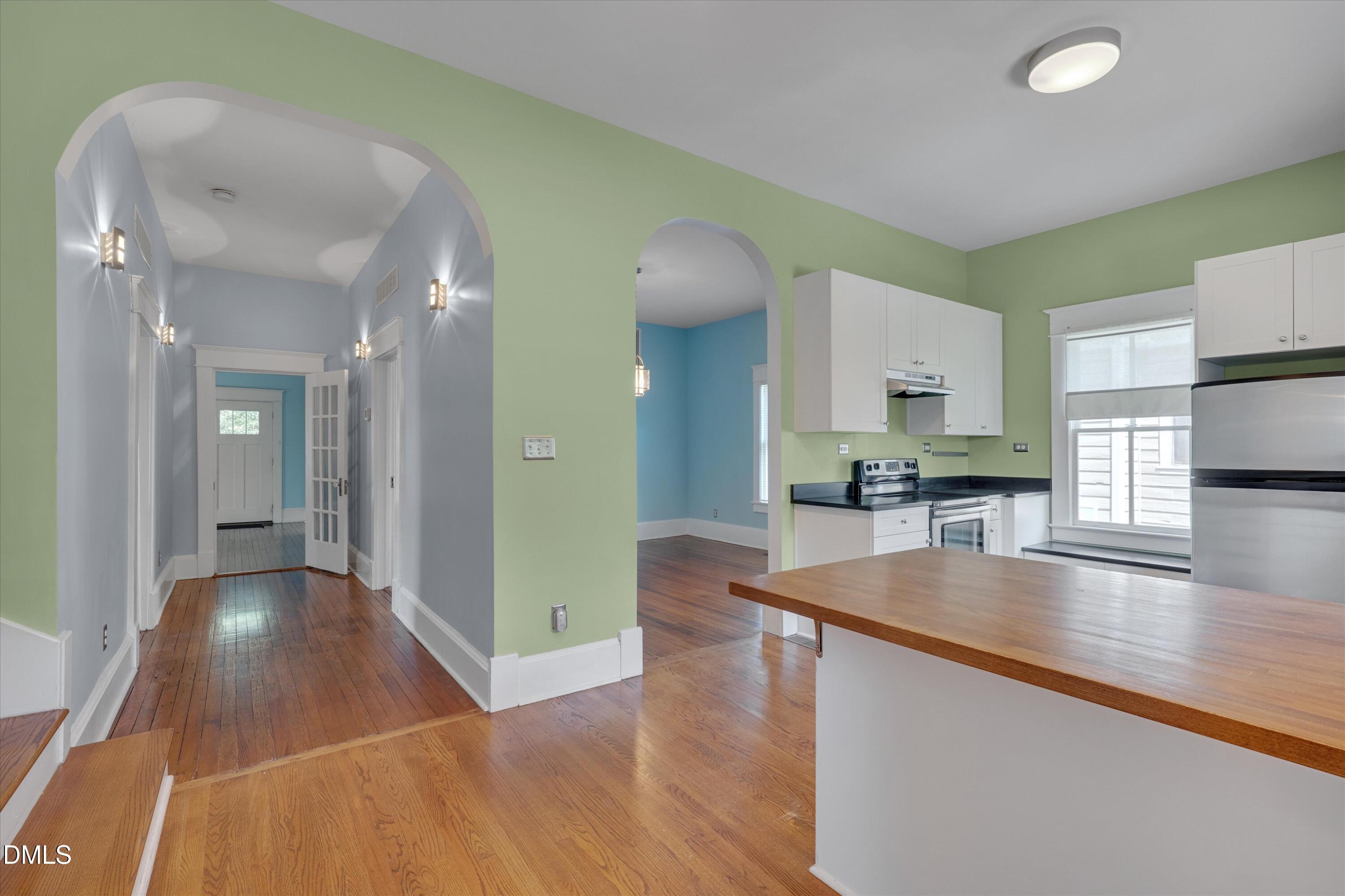 1412 N Roxboro Street Property Photo 9