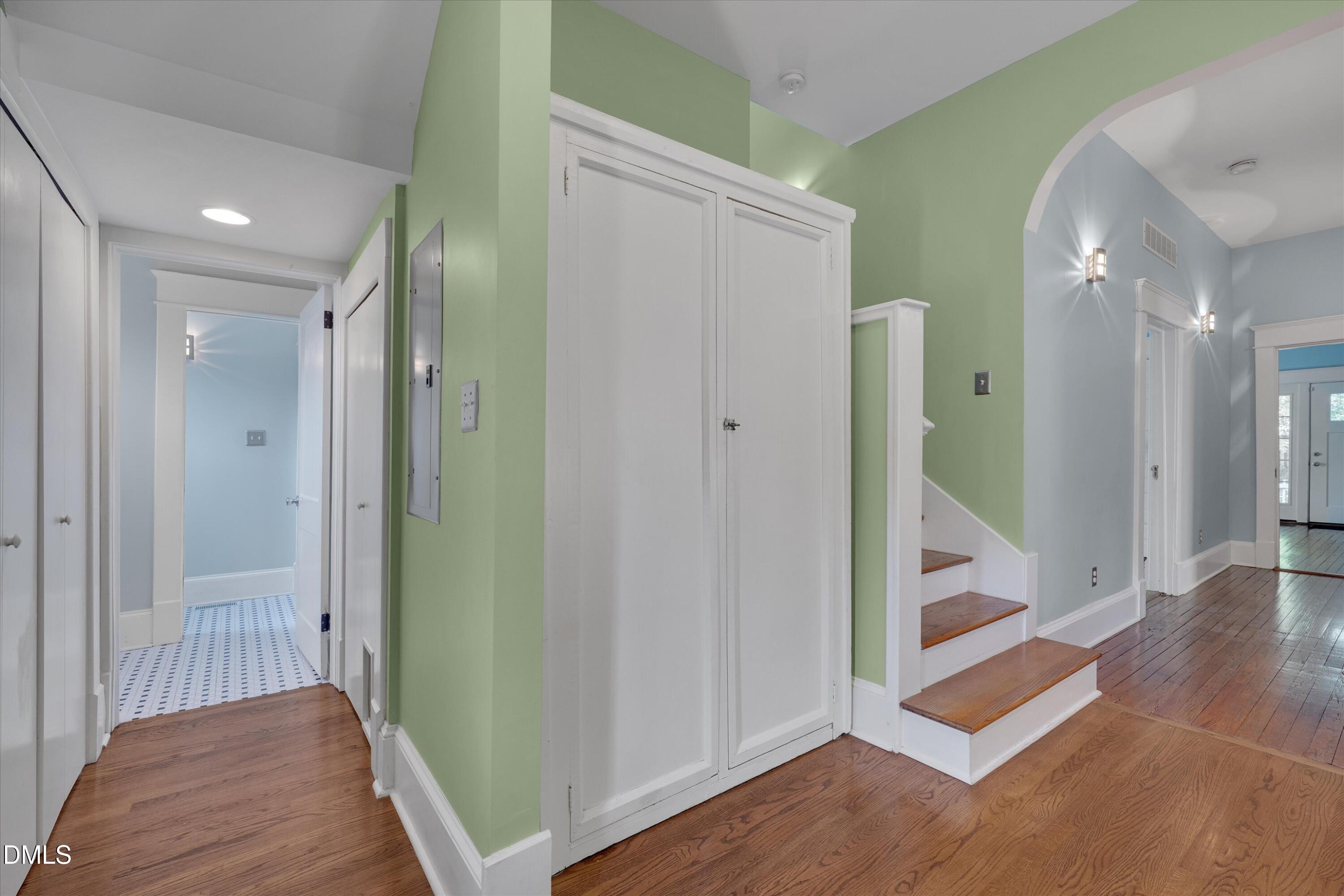 1412 N Roxboro Street Property Photo 12