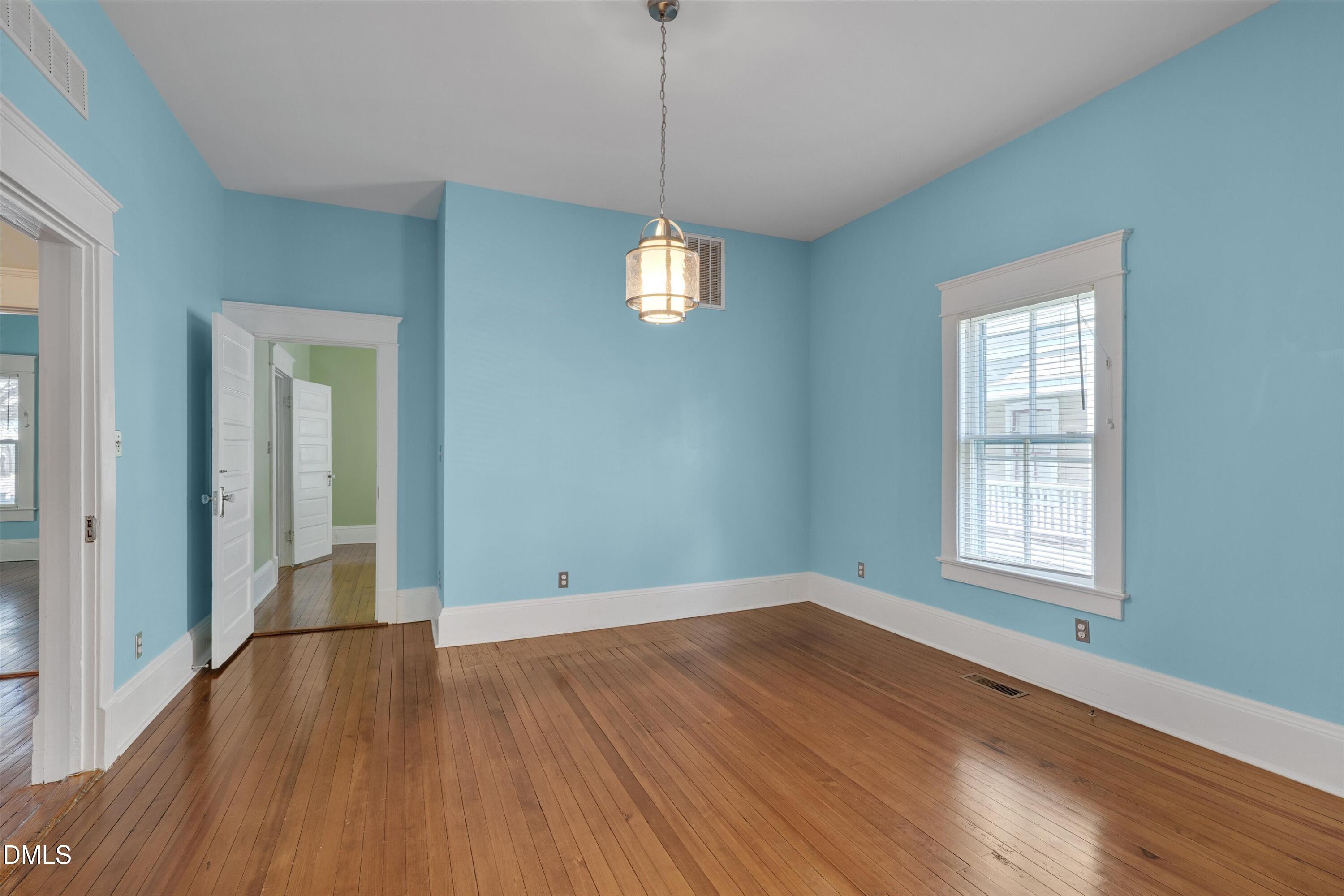 1412 N Roxboro Street Property Photo 15