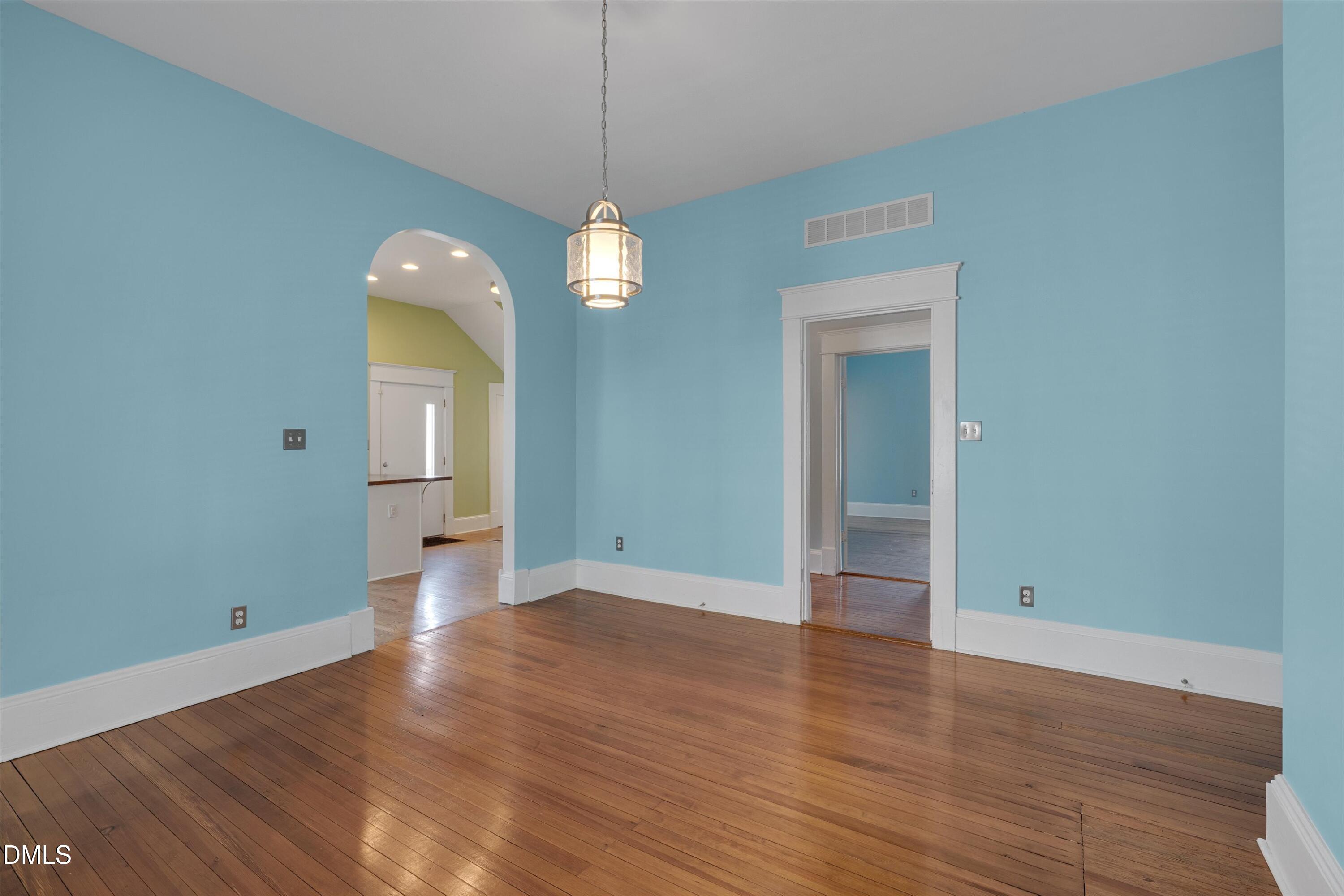 1412 N Roxboro Street Property Photo 16