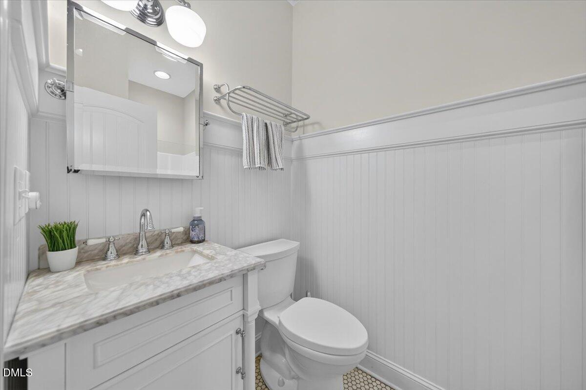 721 Toms Creek Road Property Photo 10