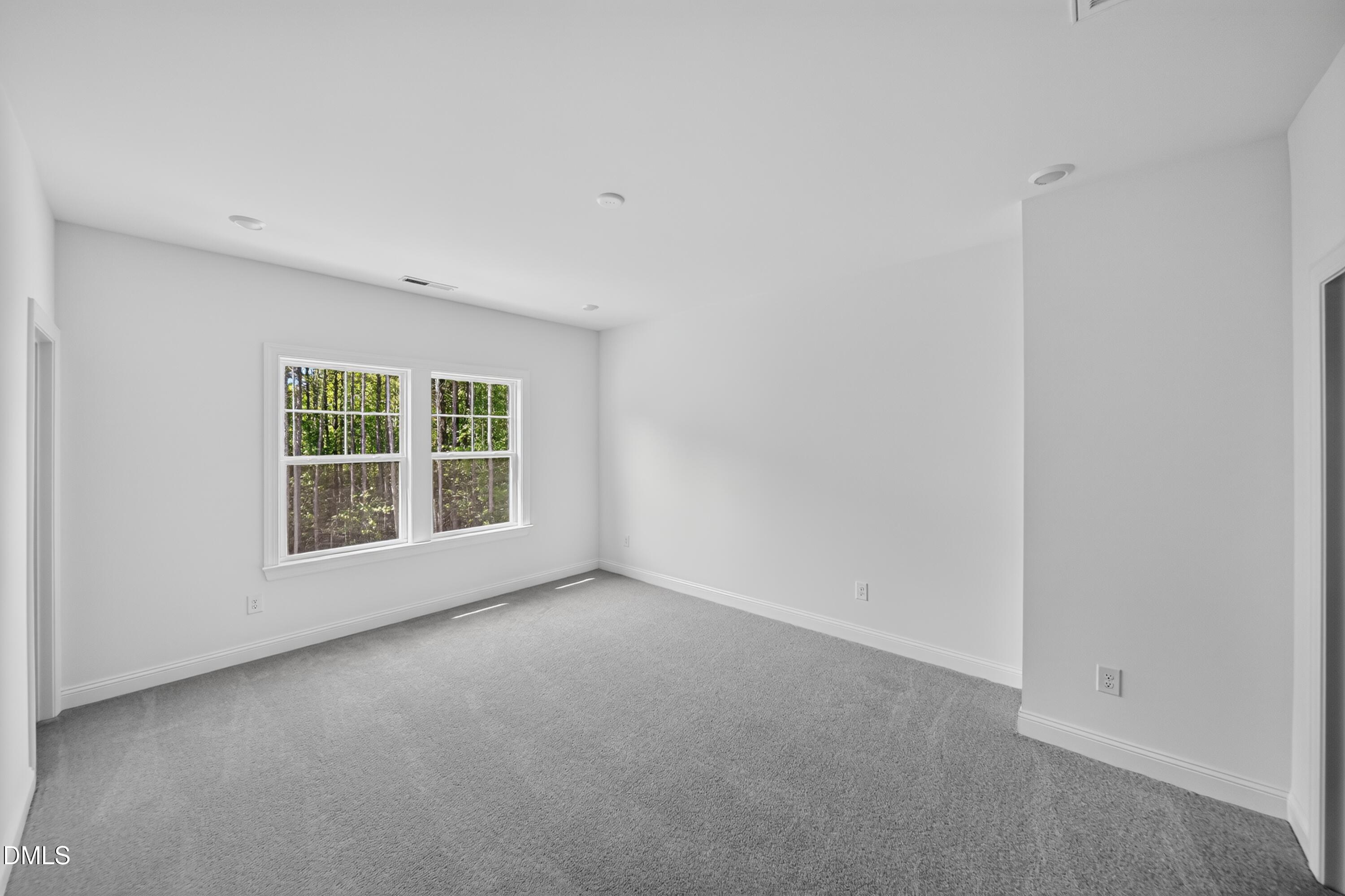2869 Foster Woods Drive Property Photo 10