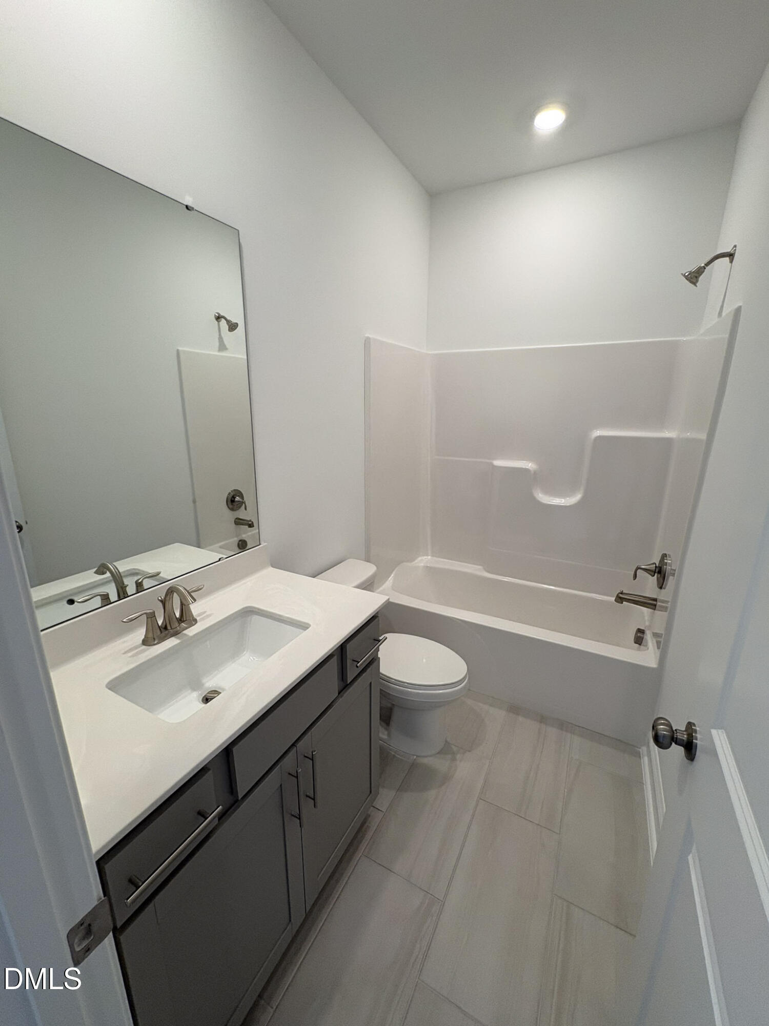 2869 Foster Woods Drive Property Photo 20