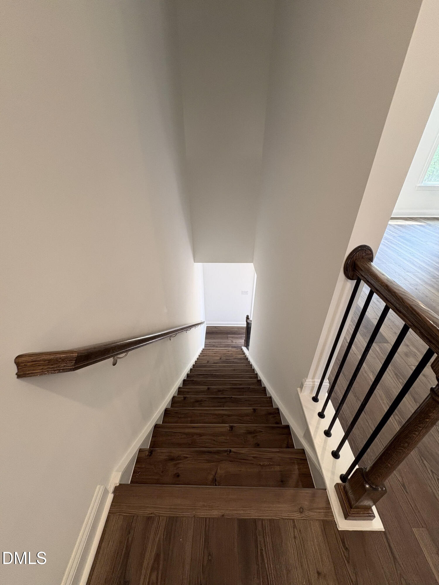 2869 Foster Woods Drive Property Photo 21