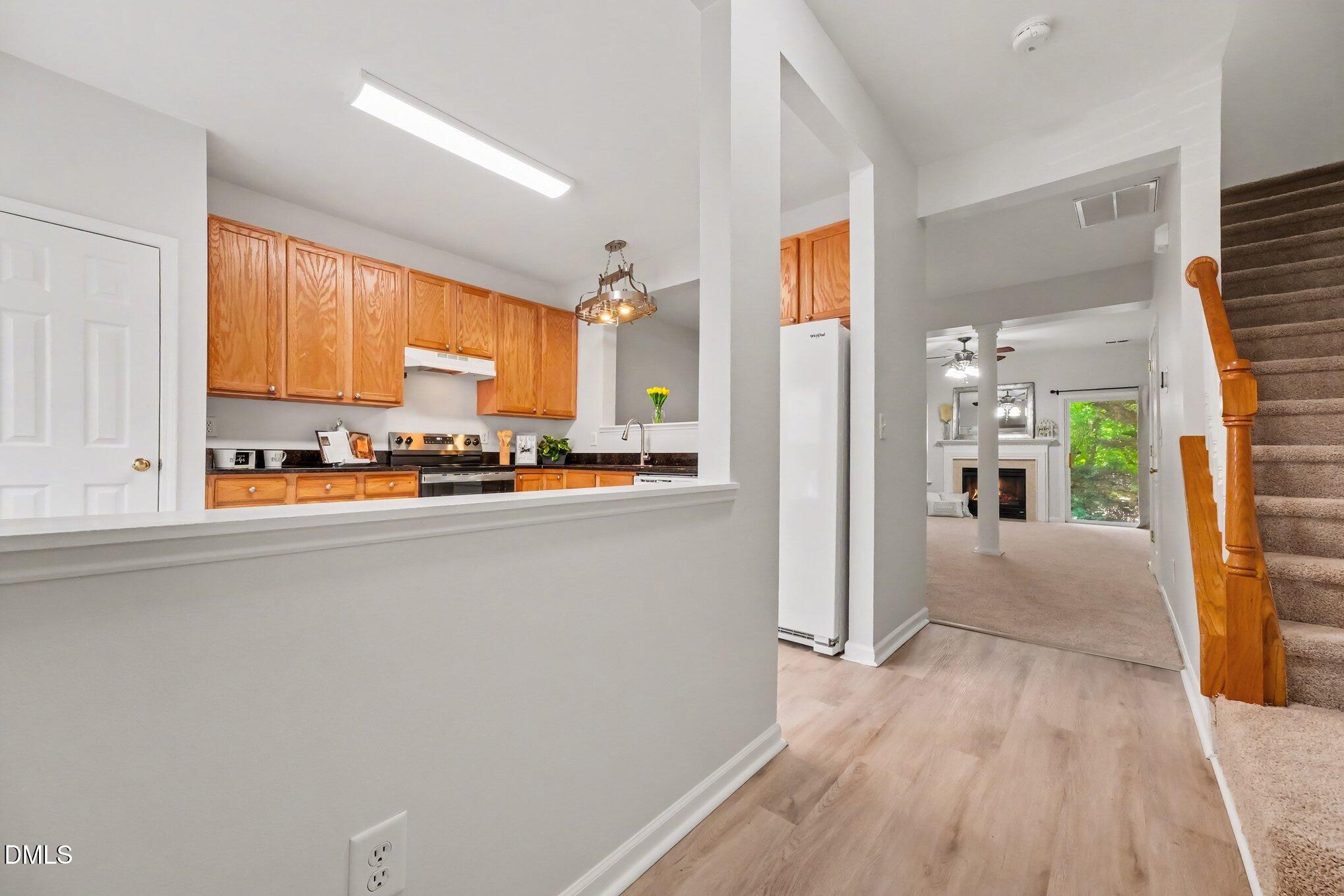 29 Edgebrook Circle Property Photo 3