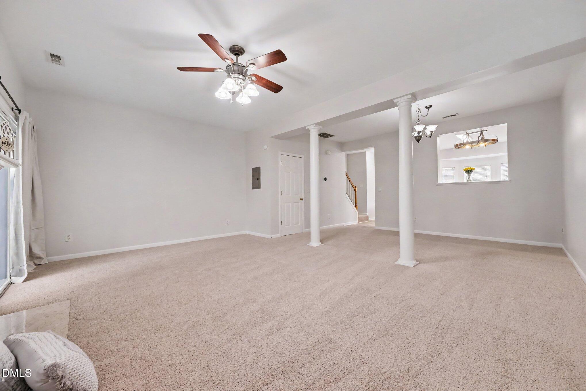 29 Edgebrook Circle Property Photo 9