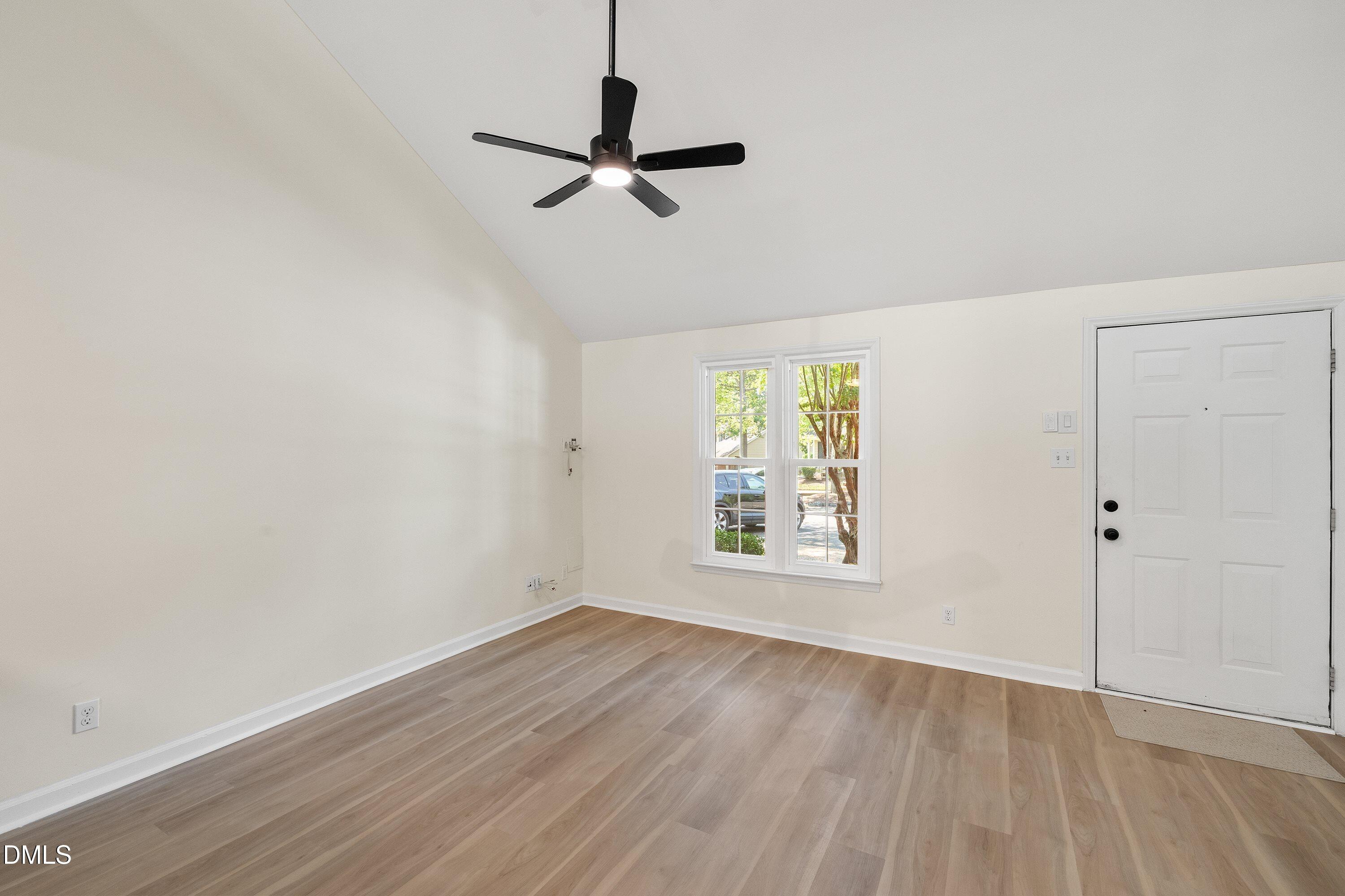 502 Gatehouse Lane Property Photo 3
