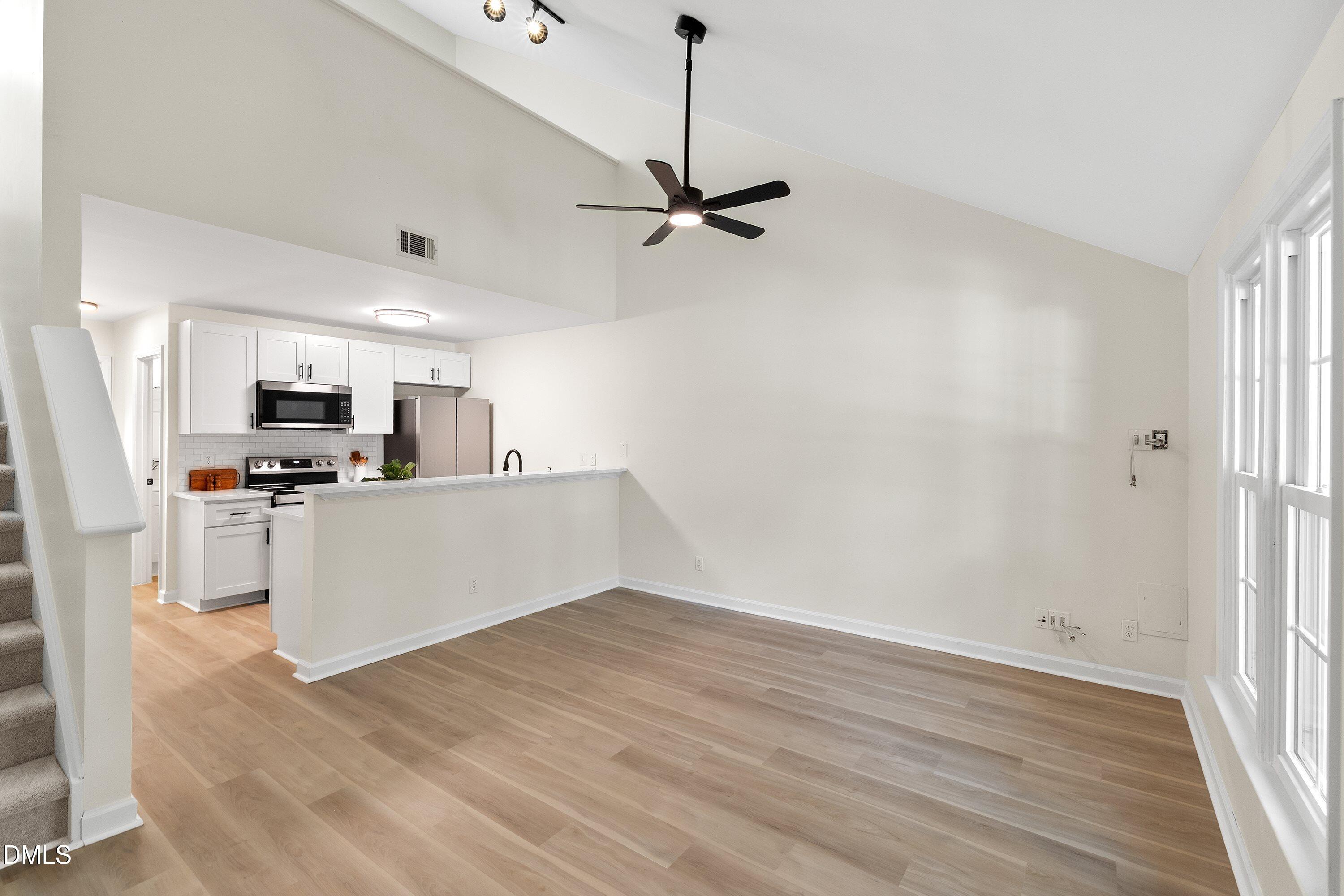 502 Gatehouse Lane Property Photo 4