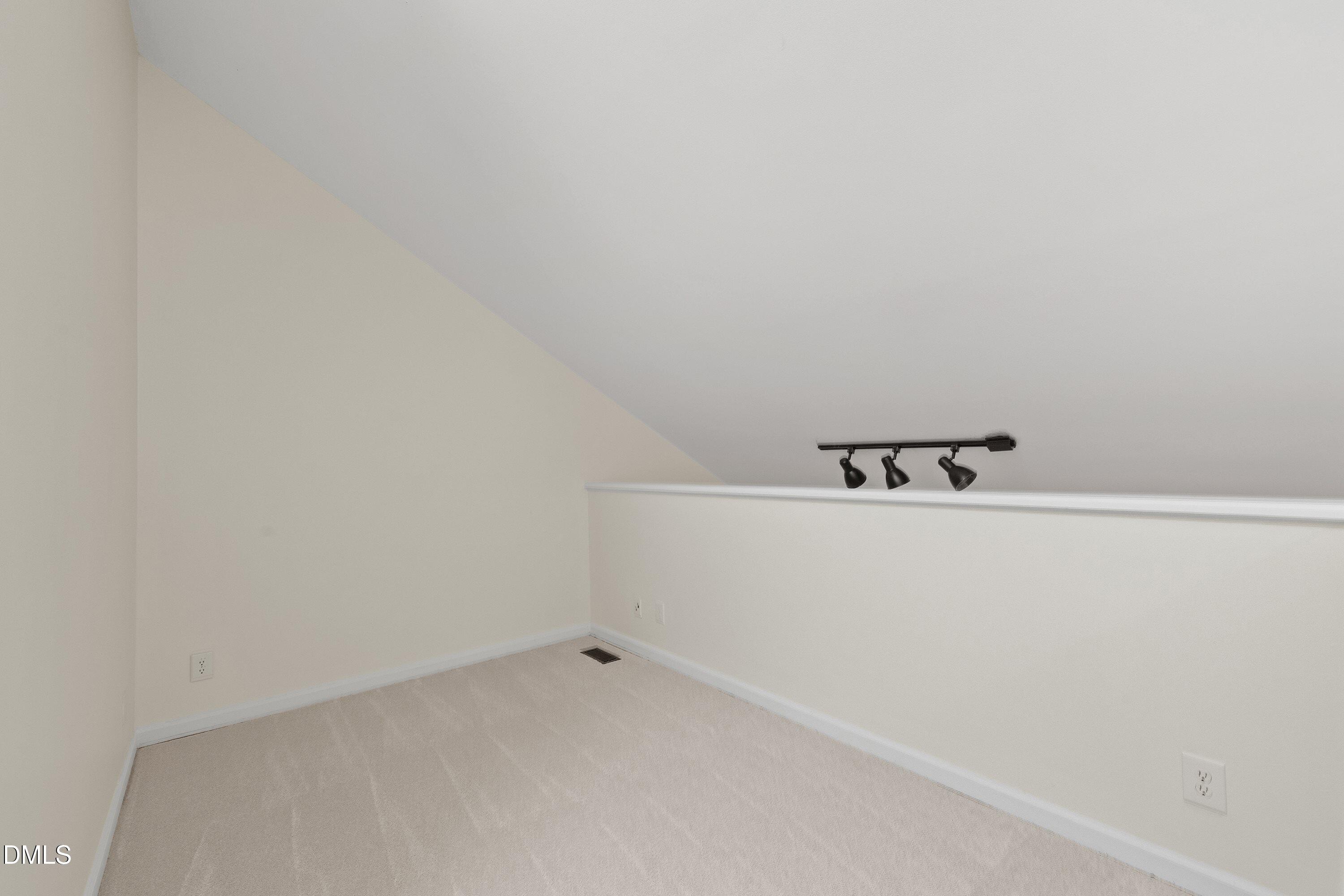 502 Gatehouse Lane Property Photo 18
