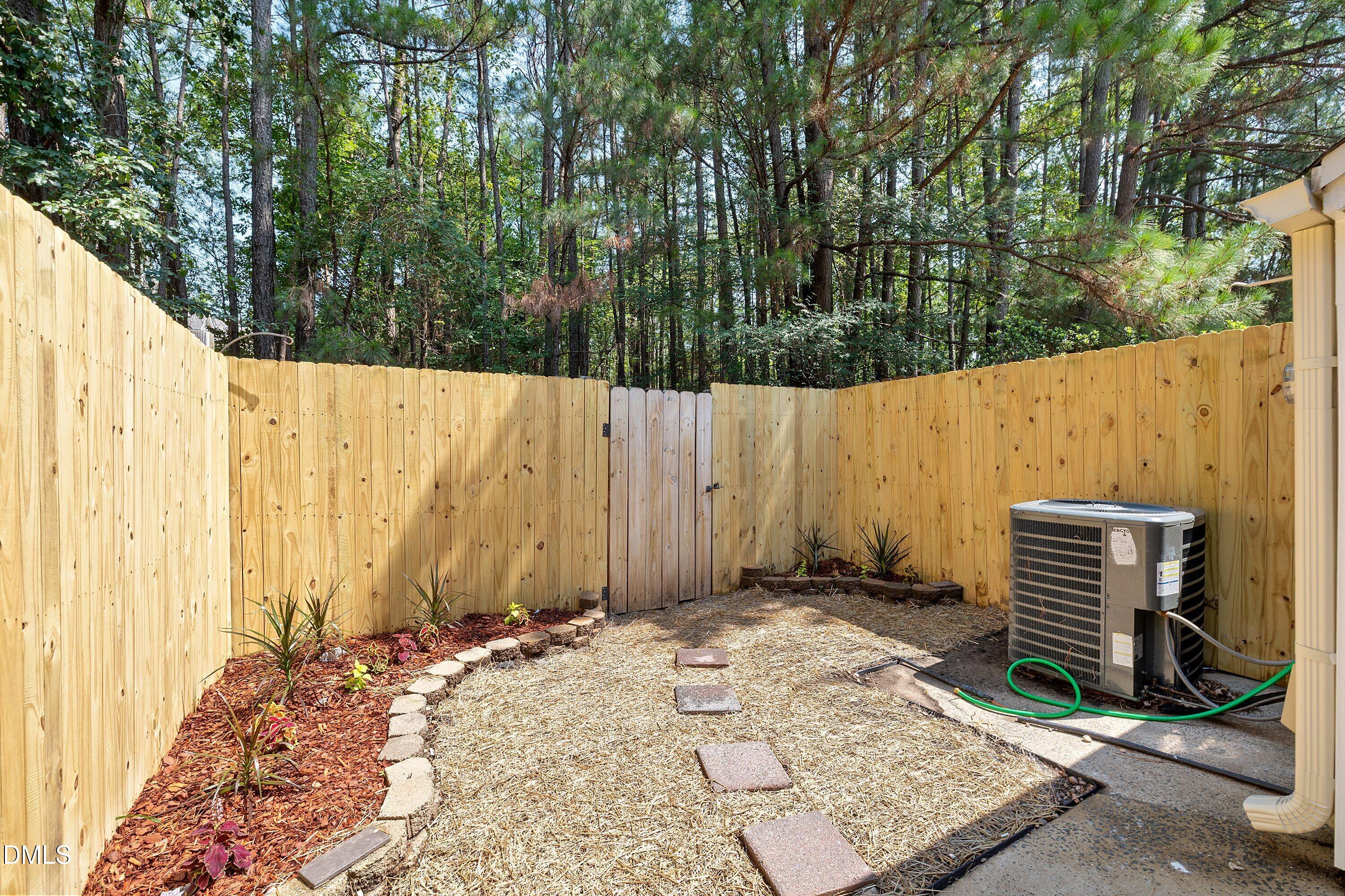 502 Gatehouse Lane Property Photo 25