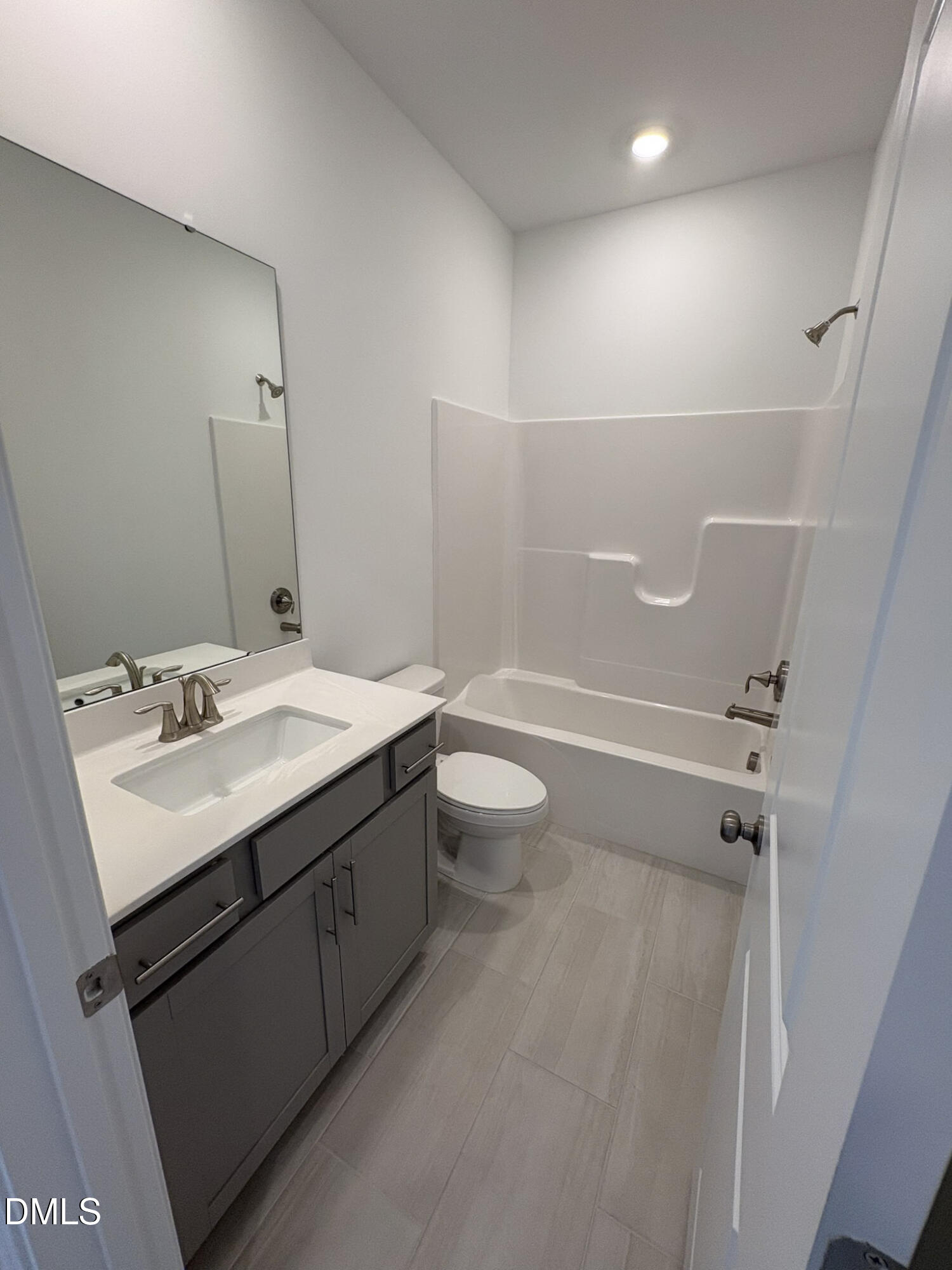 2871 Foster Woods Drive Property Photo 20